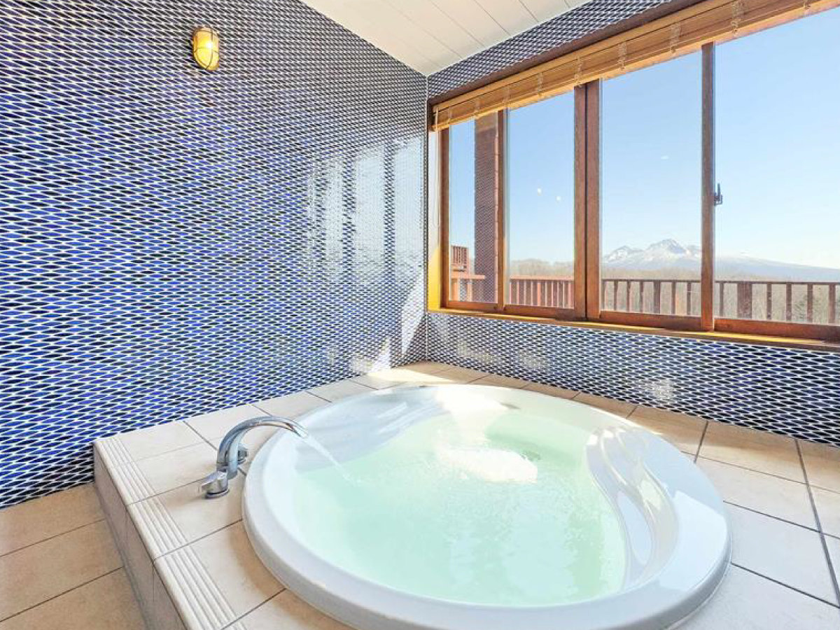 �y�S���q������t�z���V�̐���̉��ŉ���ɐZ�����ґ�ȂЂƂƂ���