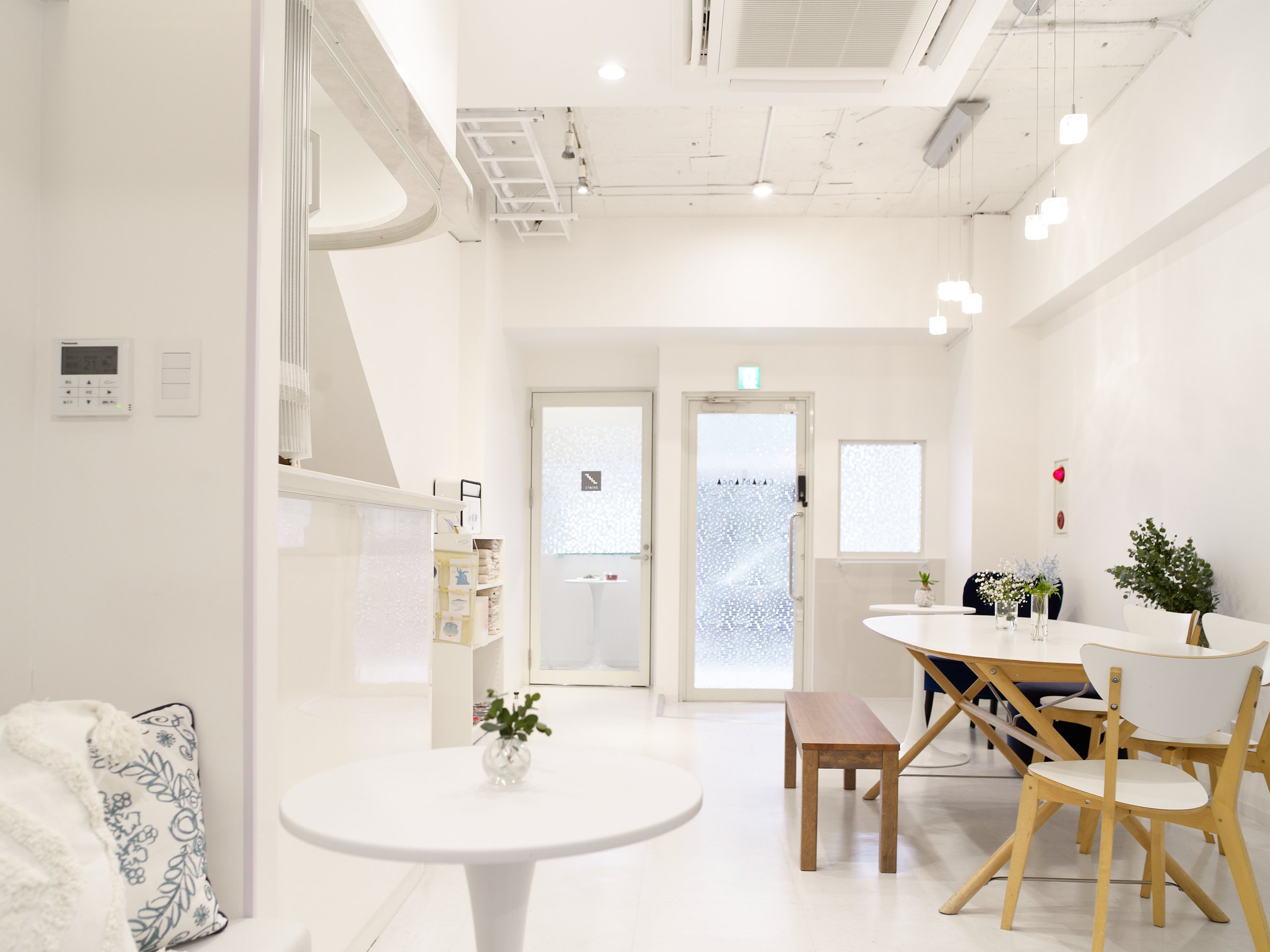 ���ꂼ�ꂪ���R�ɉ߂������났�̃��r���O���[��