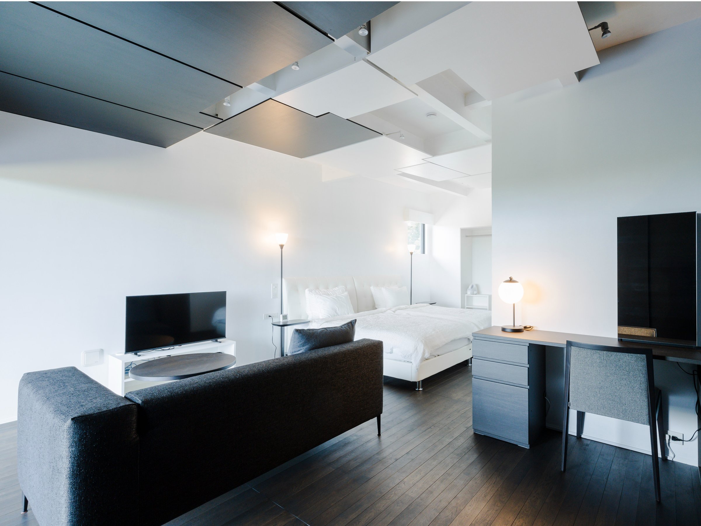 Q̓Z~_u~Q̃cCxbh[łB\t@ZbgƃhbT[Ă܂B