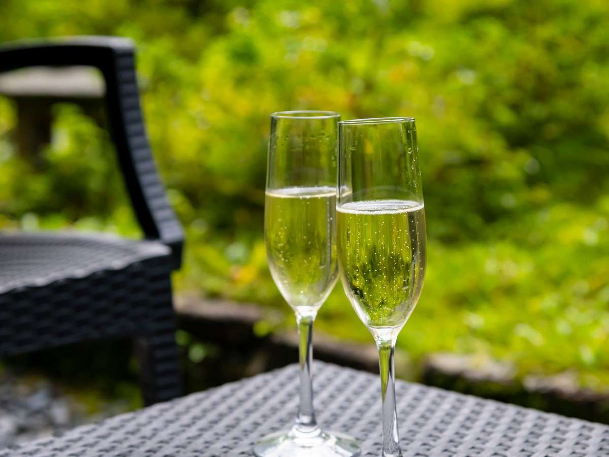 �Y���R����S�n�悢���������A�ɍ��ہB �����ɂ͎R���݂𒭂߂Ȃ���Â��ȂЂƂƂ������߂����������B