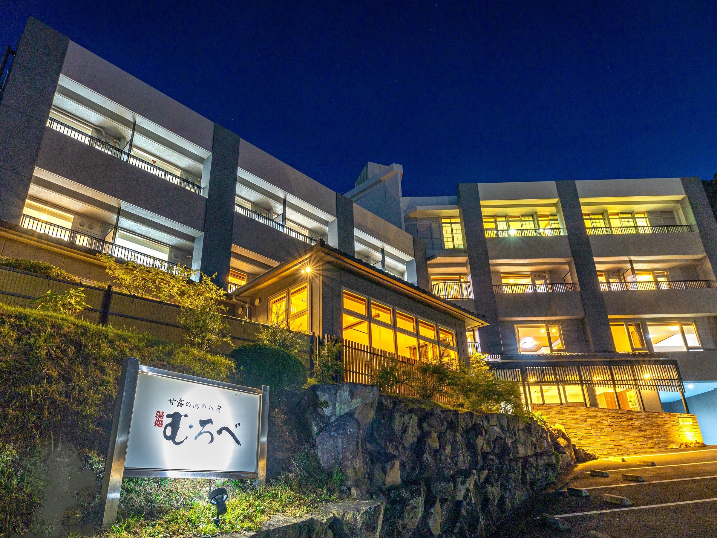 �y�O�ρz���l�w���Ԃ�10�������Ǖl��A�h�x���`���[���[���h���Ԃł����̍D���n��