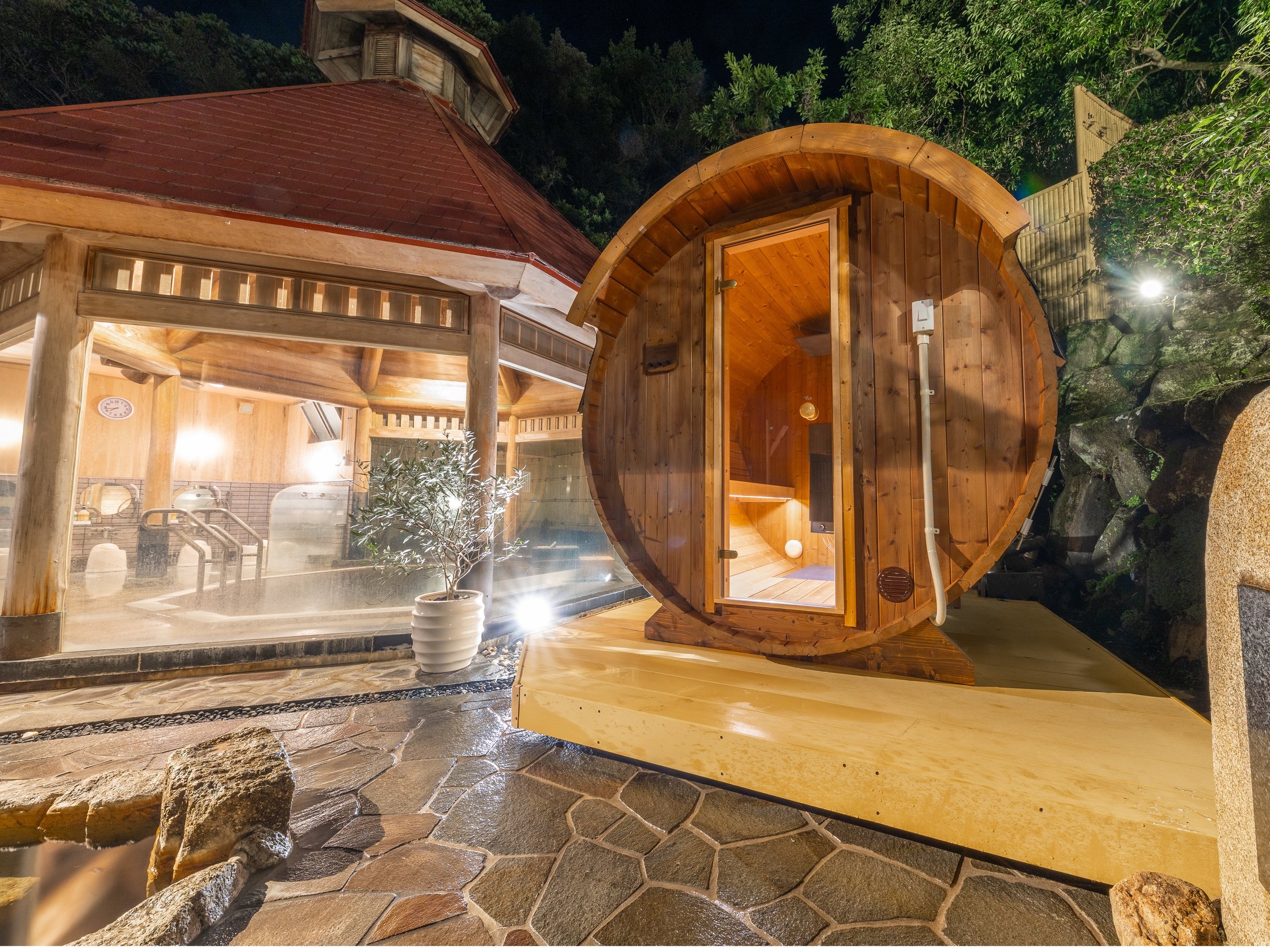 �����T�E�i