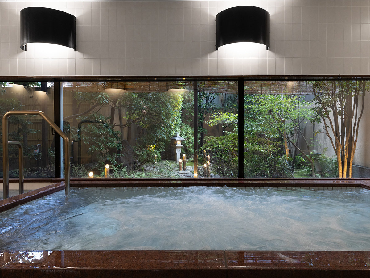 ���j���ʑ嗁�ꁄ �u�뉀����v�@�뉀�𒭂߂Ȃ��炲���������y���݂��������܂�