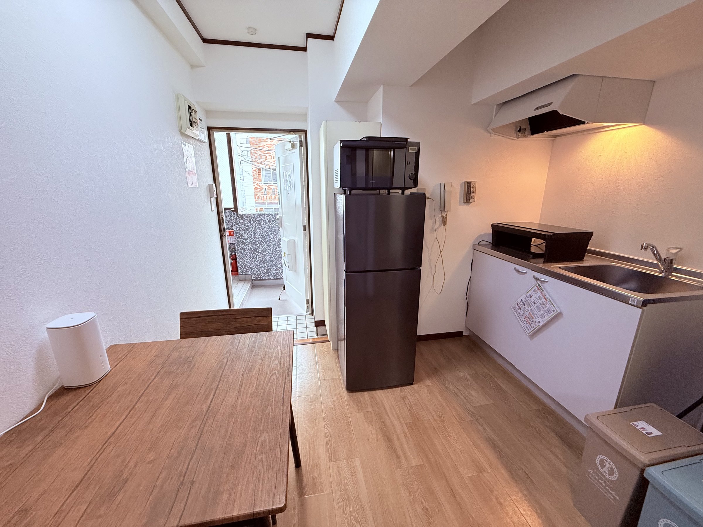 �_�C�j���O�L�b�`��