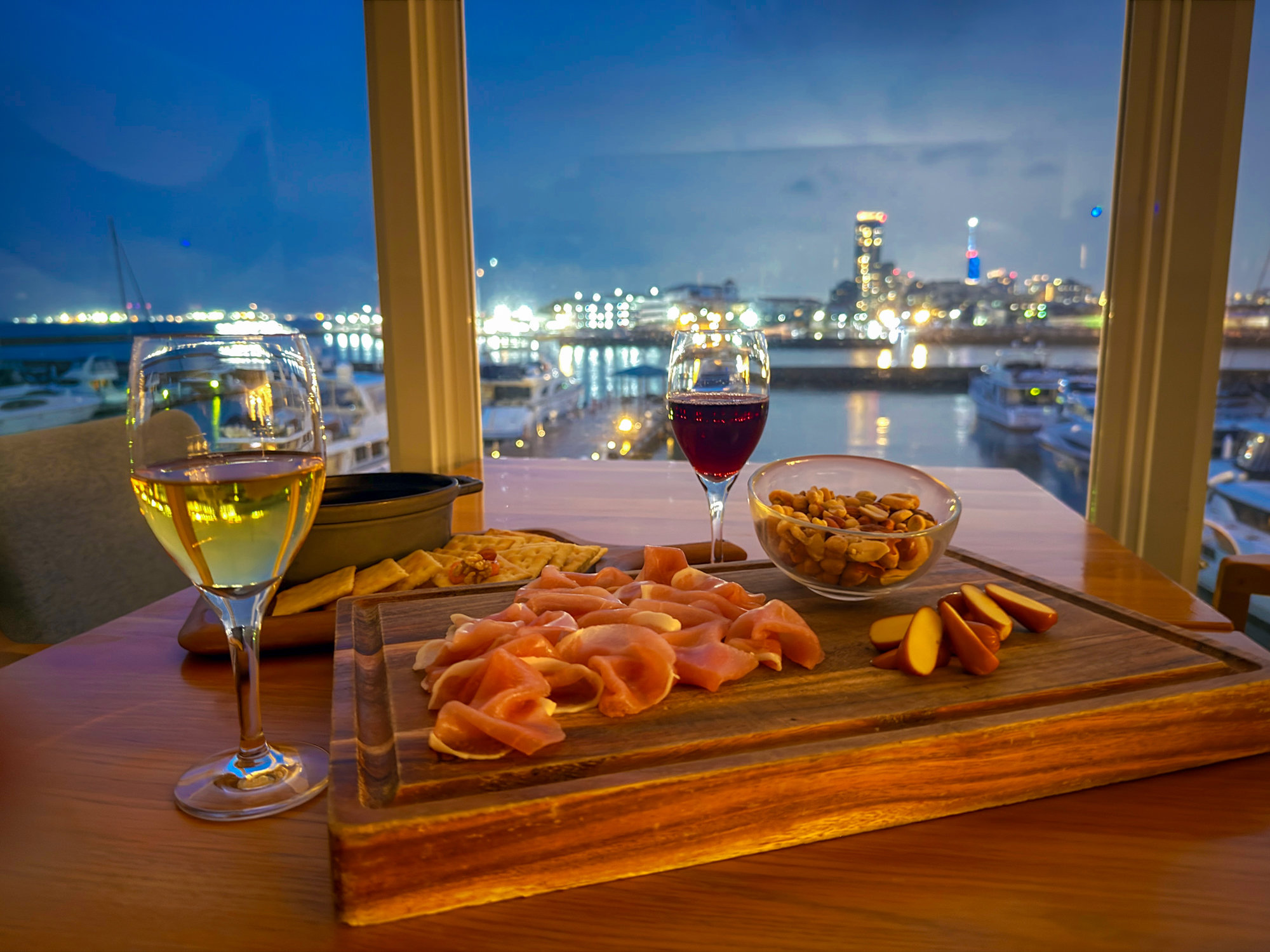�i�C�g���E���W�@20:00~23:00