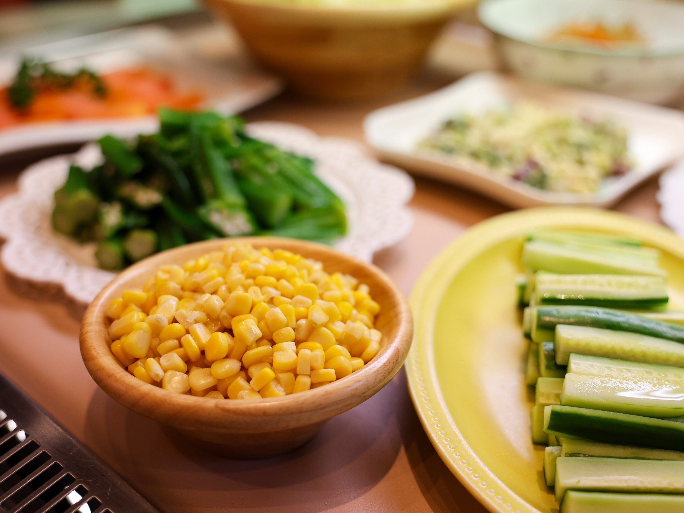 �V�N��؂̃T���_�R�[�i�[�B���N�I�Ȓ��H�ɂ҂�����B