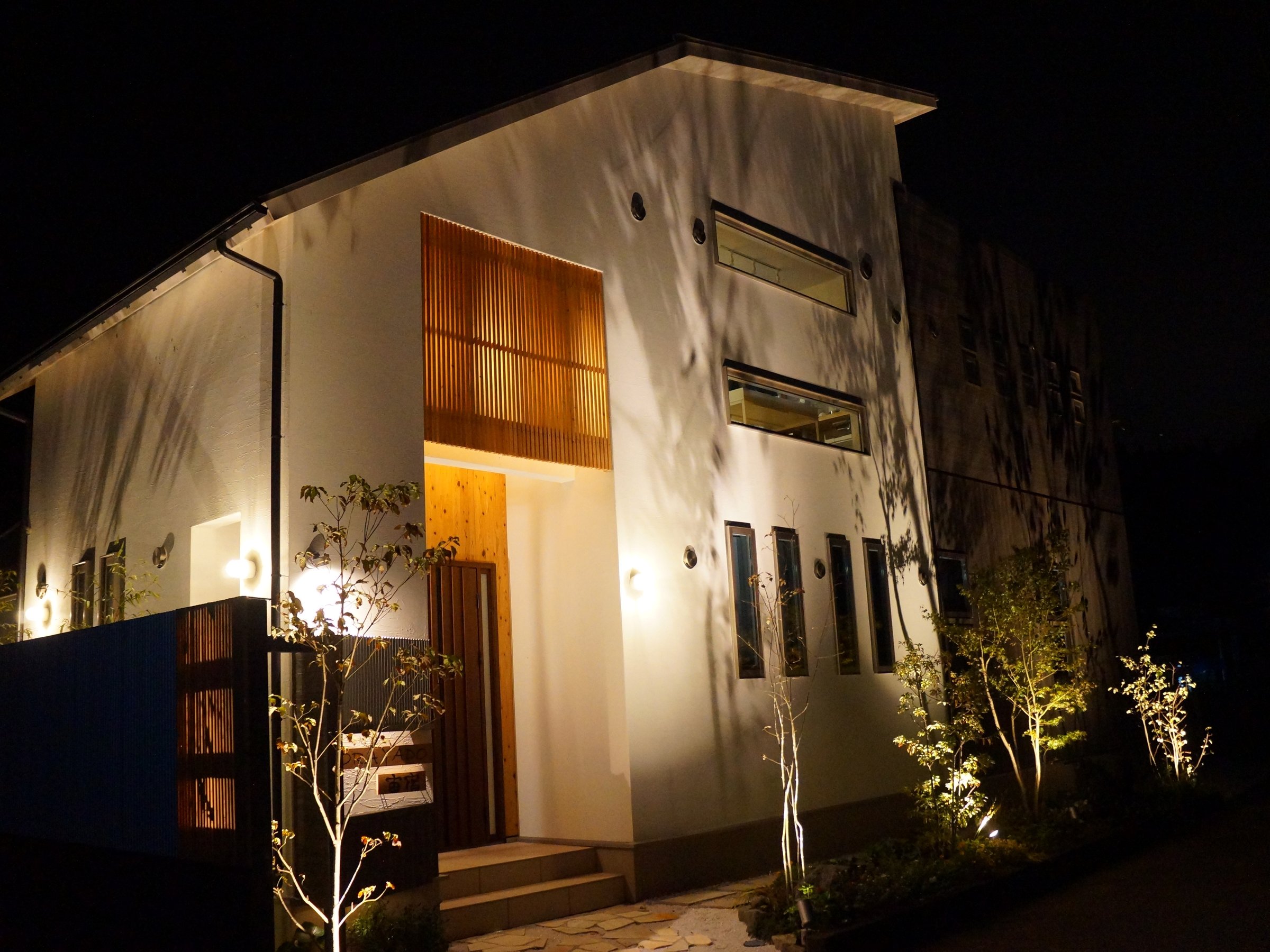 �i�O�ϖ�i�j