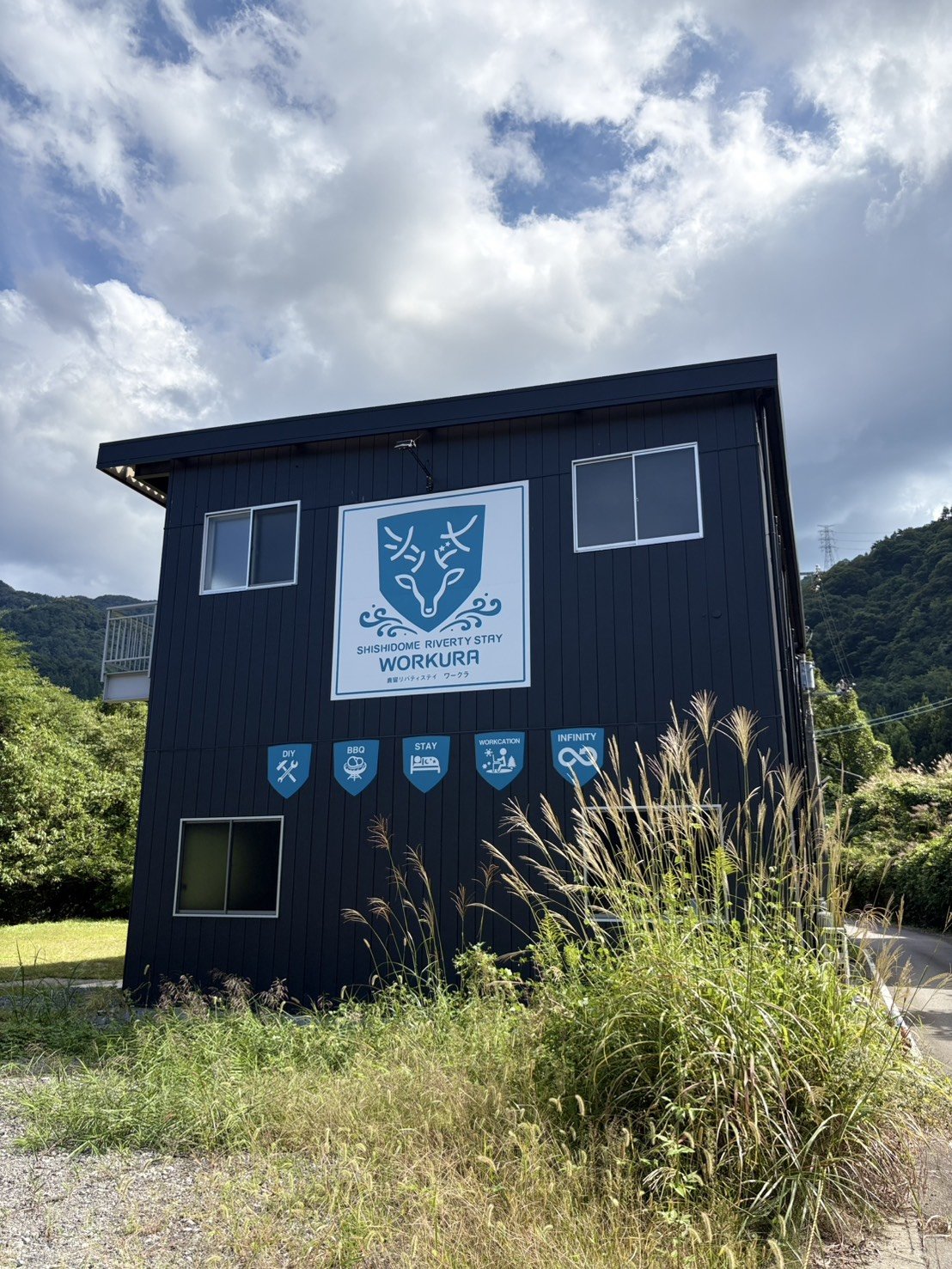 �H������m�x��O�ςƎ����̃M���b�v�ɋ����I