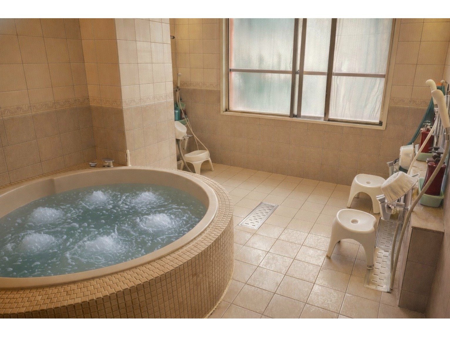 �j�����C