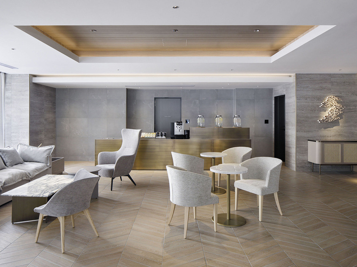 �J�����̂��郉�E���W