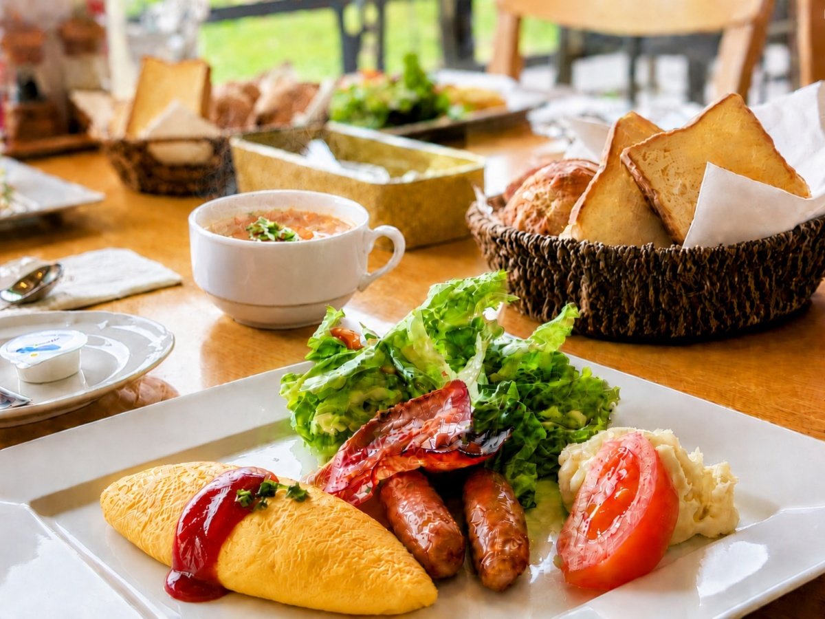 *����̂��܂��I�����c�Ɣ����x�̍�����؂��y���ޗm���H���X�[�v�ƃp����Y���āA�u�₩�Ȓ��̂ЂƂƂ���