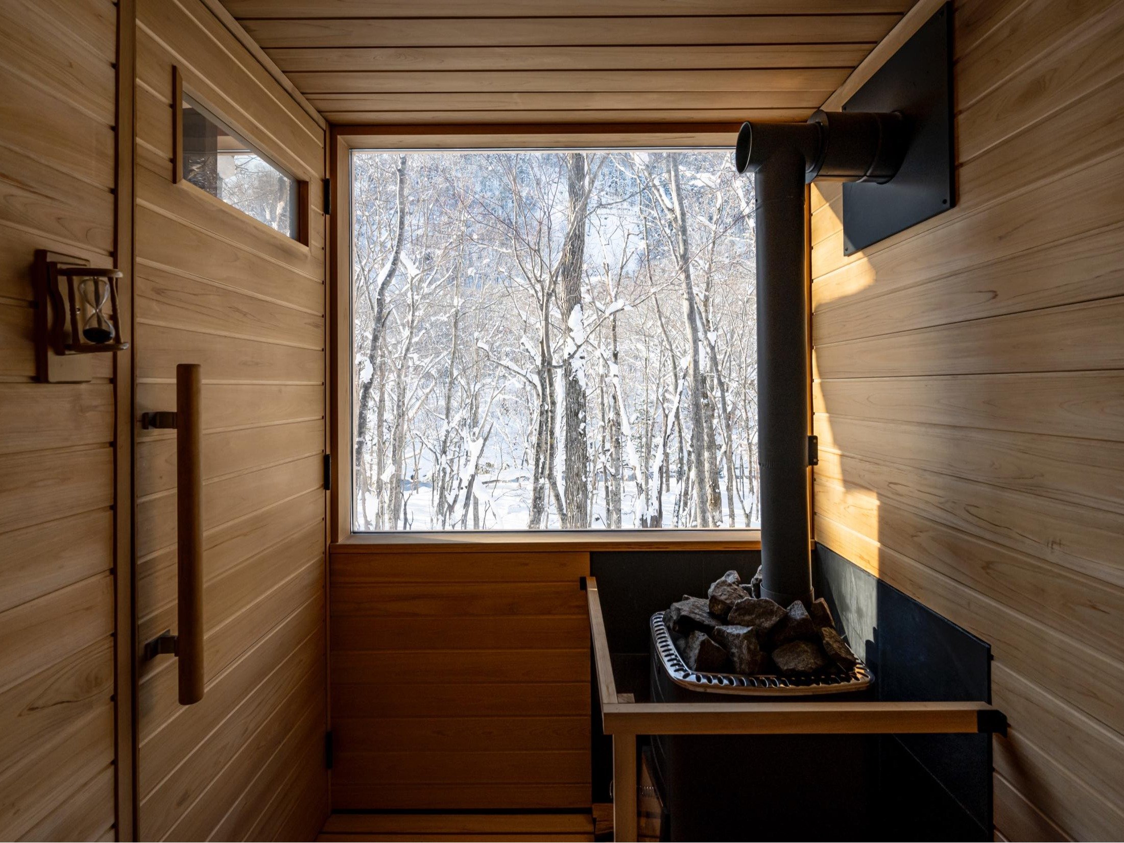 �ݐ؃T�E�i�ł��B���؍ݒ��A�����R�ɂ��y���݂��������܂��B