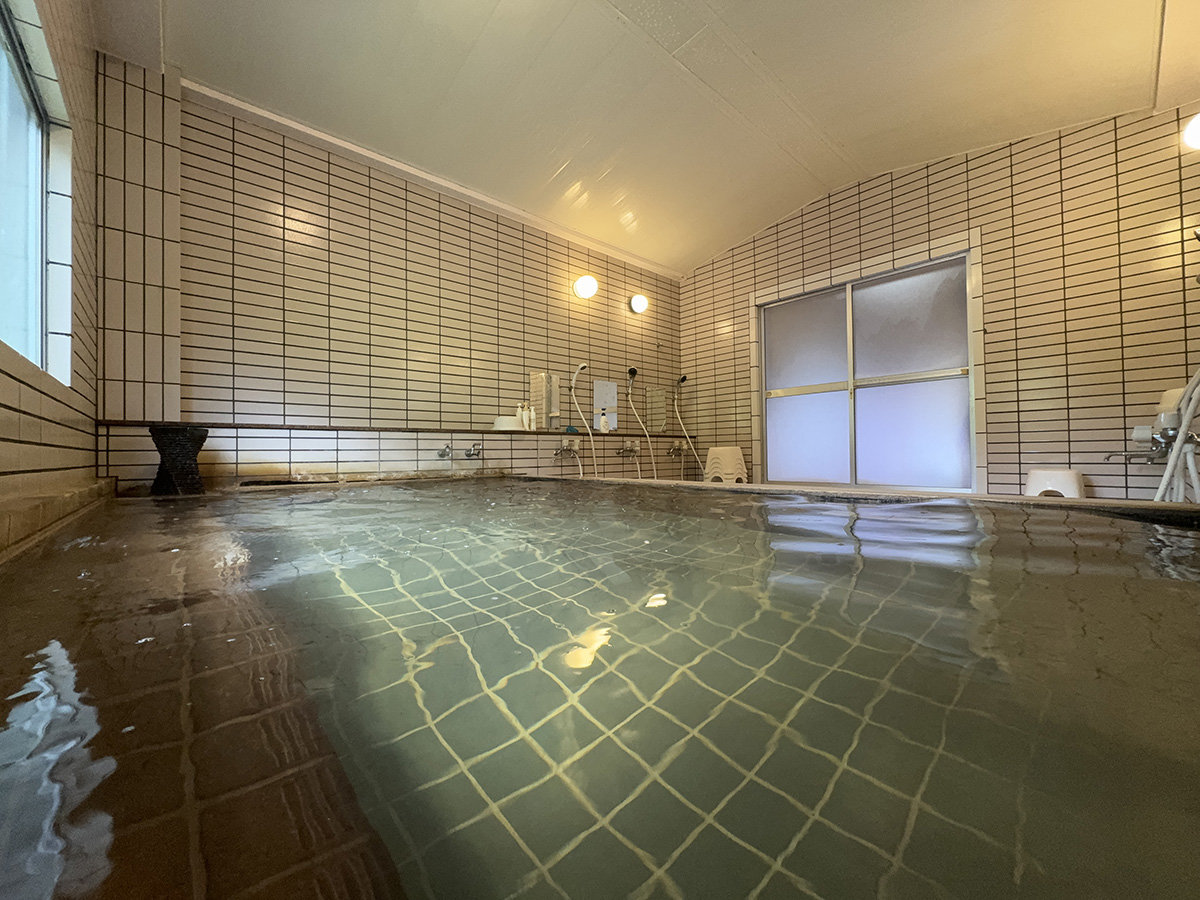 �������24���ԓ����V�R����͎�A���J�����̉���Ȃ̂ŃX�x�X�x�̔������ʂ�����܂��B