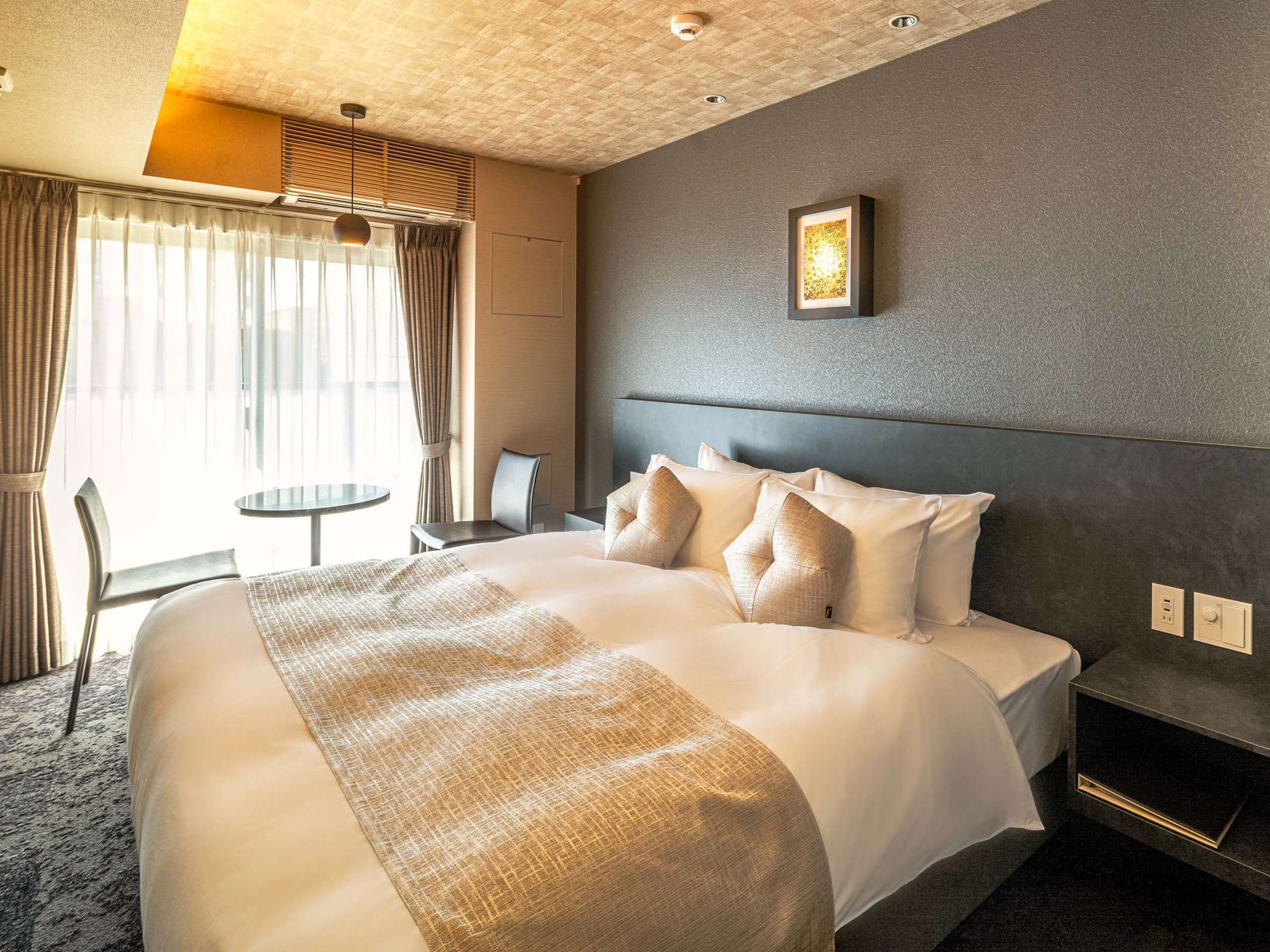 VỸLOTCYxbh(180cm)ŁAƂ났܂B