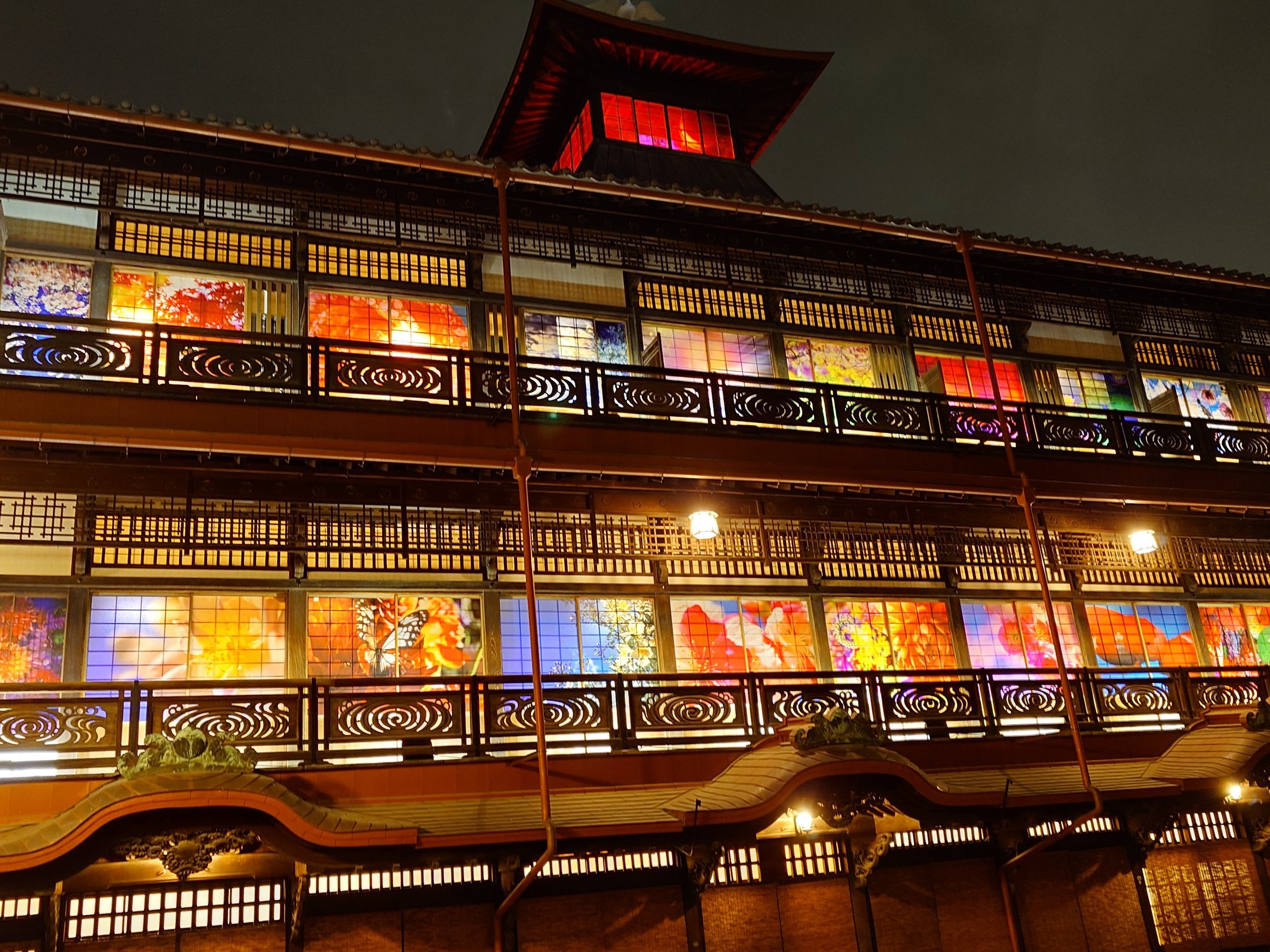 قk1̓㉷{قɂ吐Ԃ̃A[gy݂