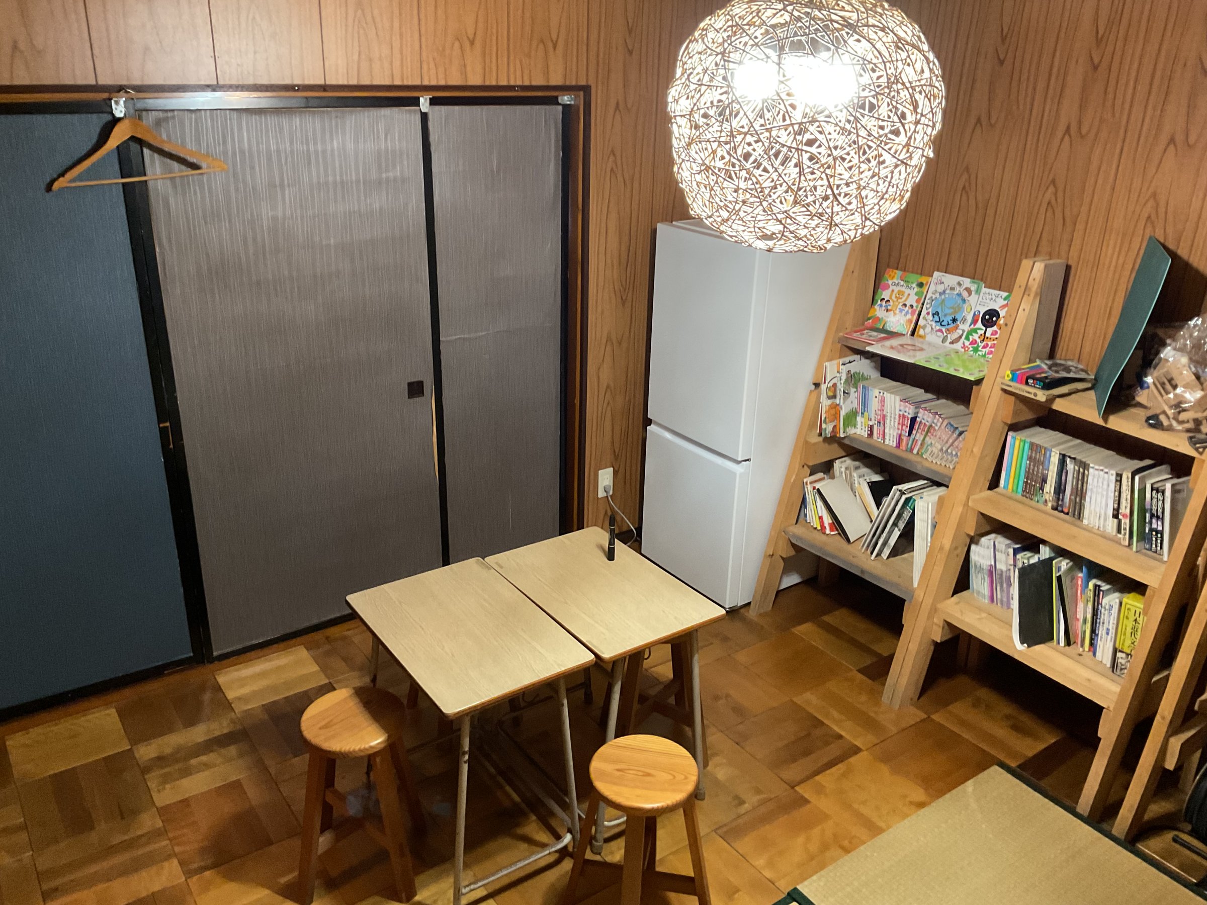 ���E���W�X�y�[�X�@���p�����①�Ɂ@�d�q�����W�@�d�C�|�b�g�����t��