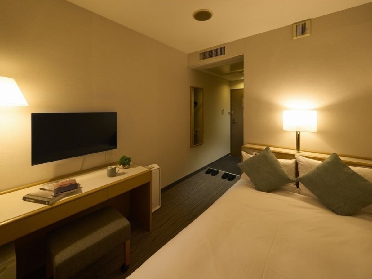 �S���Ƀl�b�g����Ή��e���r�𓱓��B�e�퓮��R���e���c�����y���݂��������B