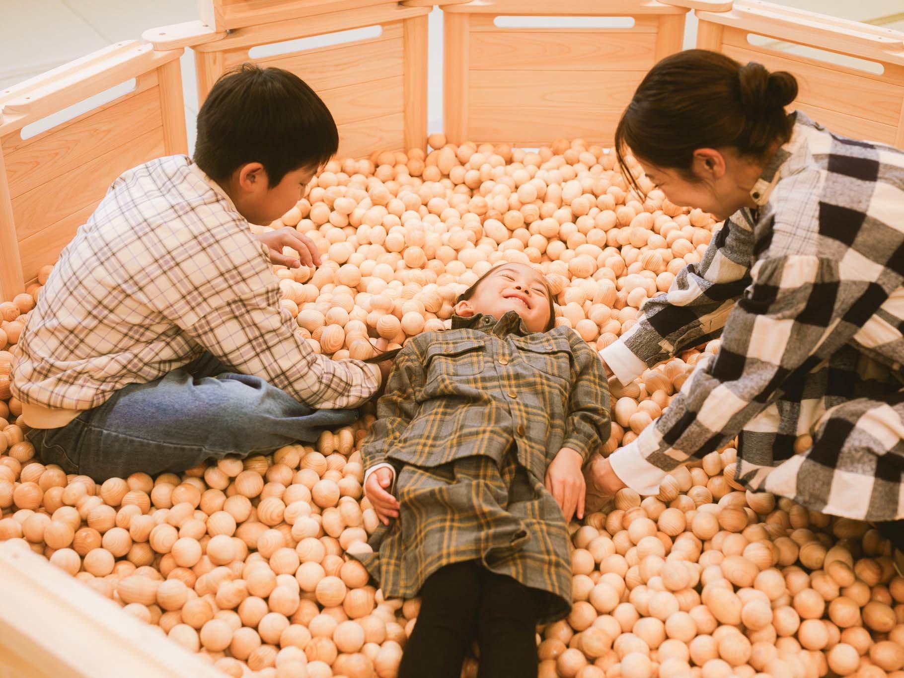 12���ɃI�[�v�������A�N�e�B�r�e�B�[���[���ɂ���ؐ��{�[���v�[��