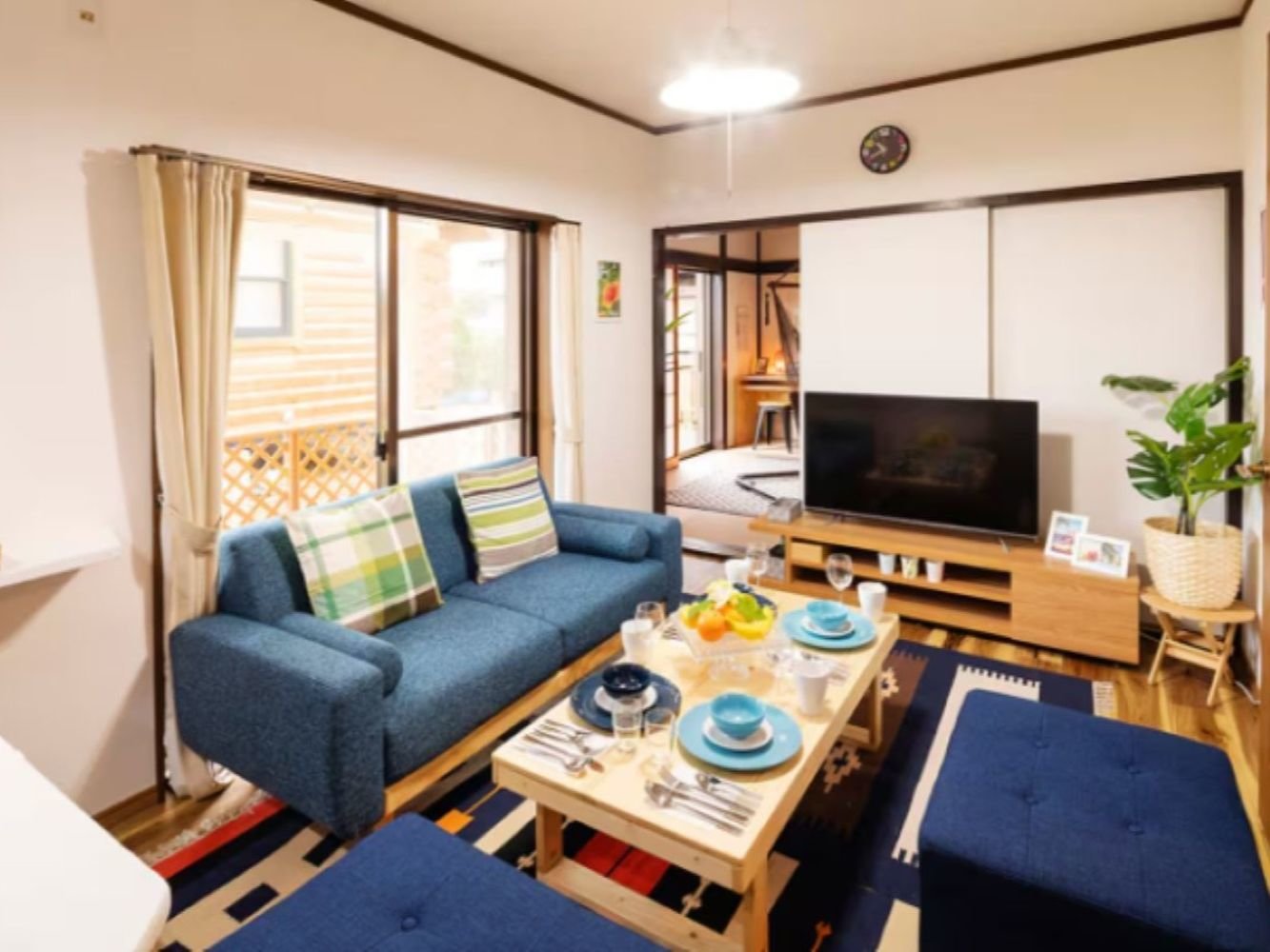 ���r���O