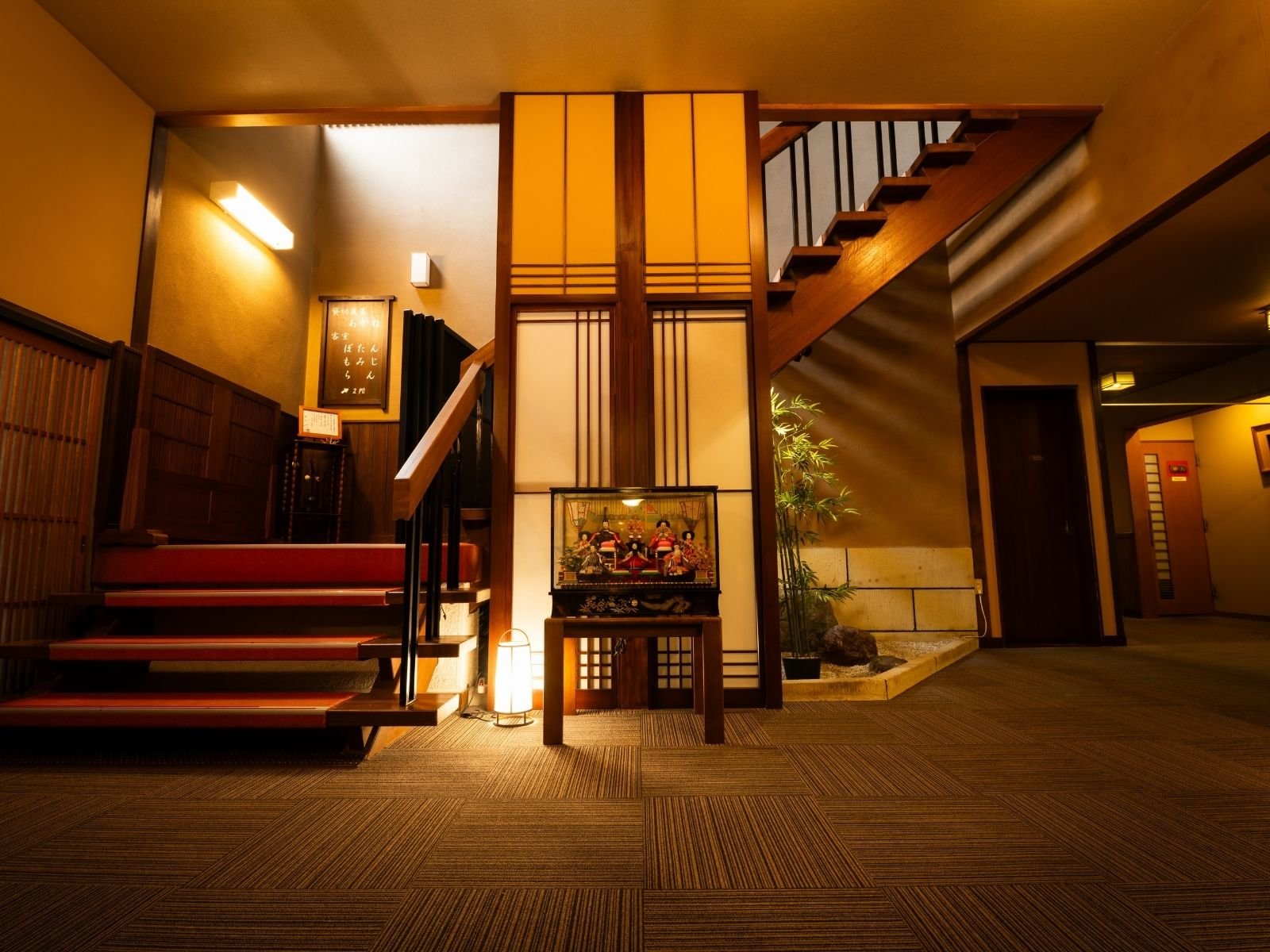 �G���g�����X