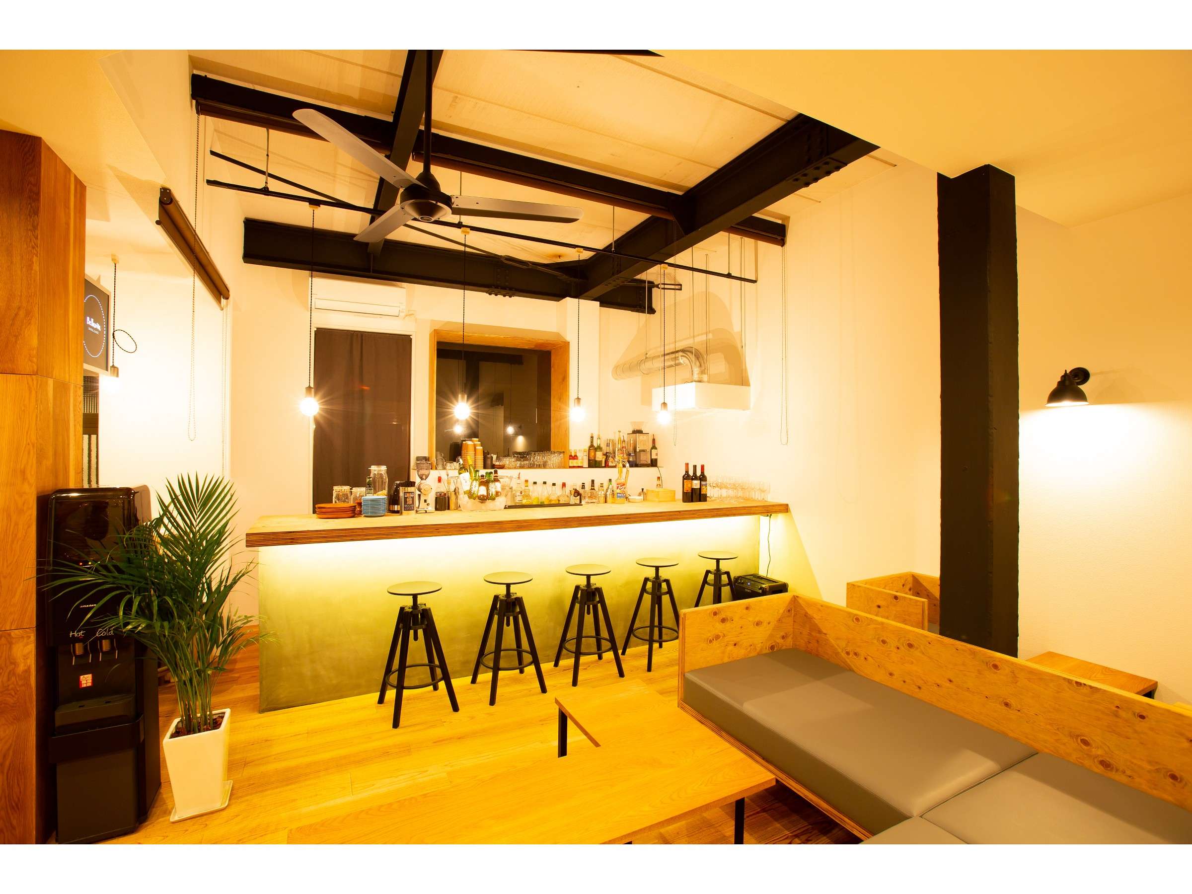 �PF�@BAR&Lounge Bellavita
