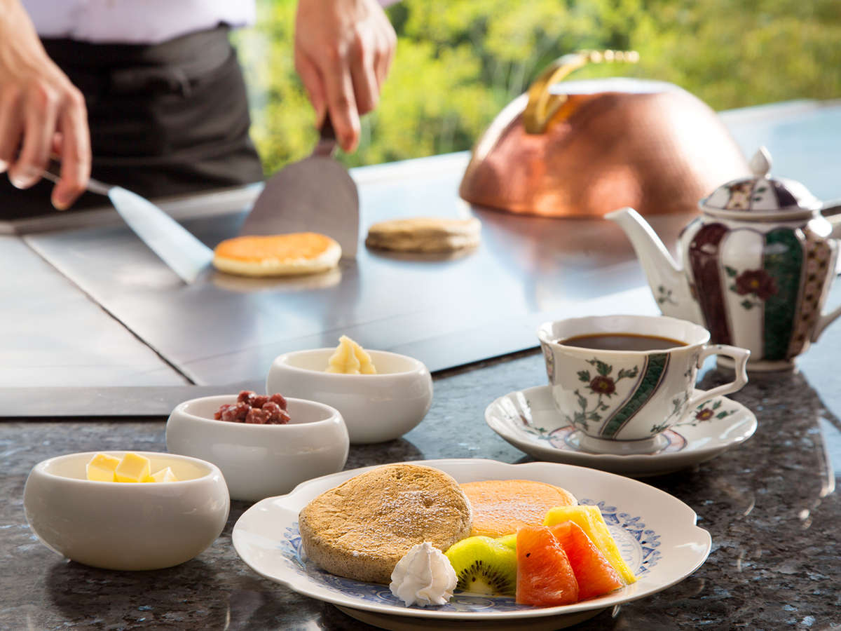 �����������̂����ĂȂ��E�V�F�t���ڂ̑O�ŏĂ��グ��A�ӂ�ӂ�̉���p���P�[�L�����y���݂��������܂��B