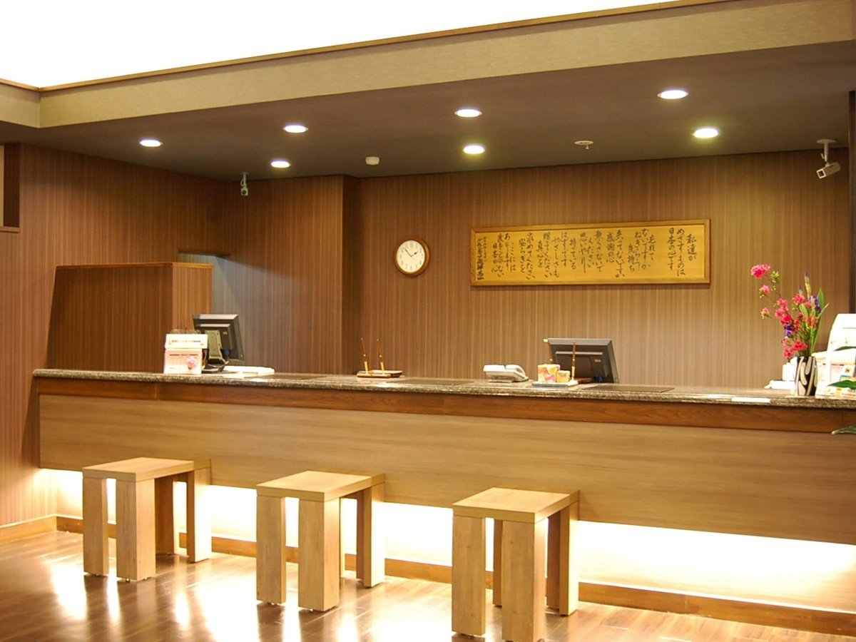 �t�����g��24���ԑΉ��ł�