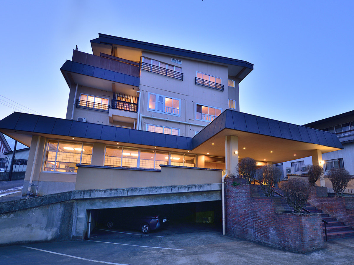 ���h �ӂ��̎{�݊O��