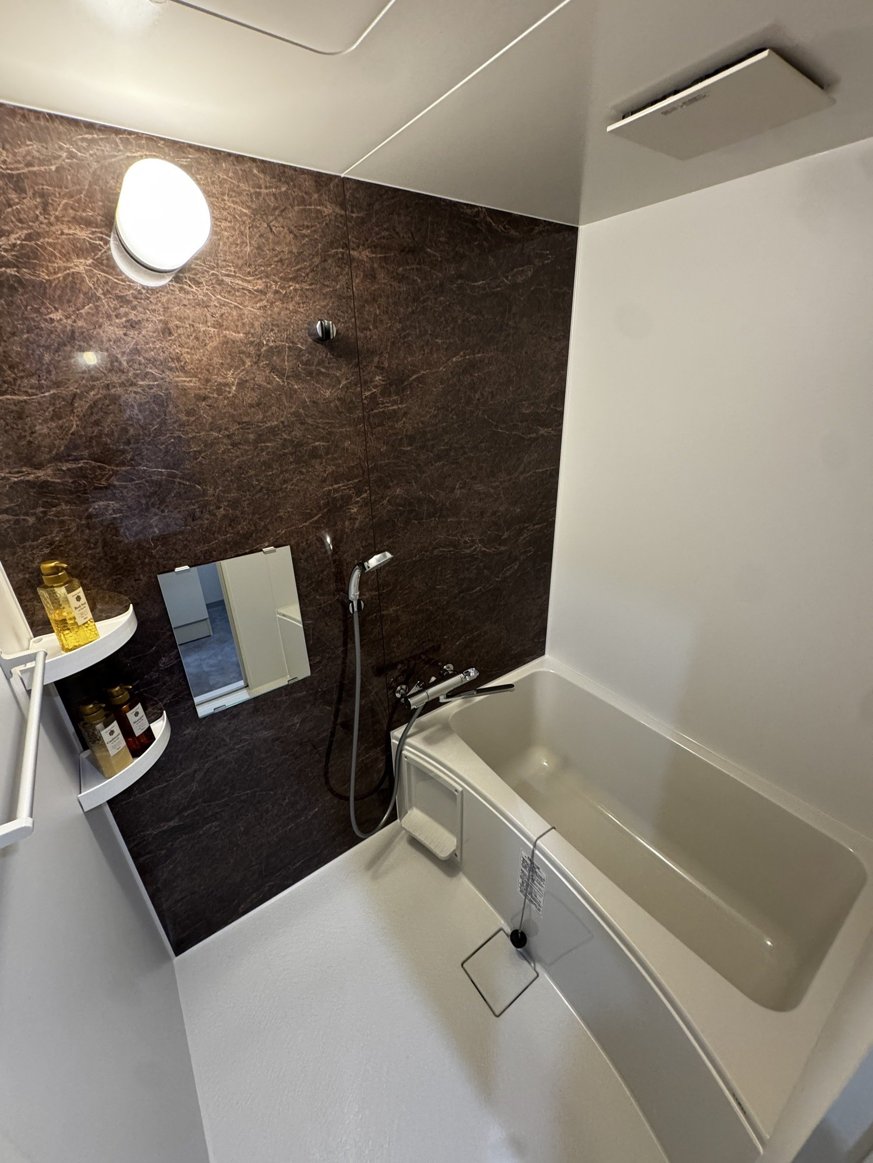 �S���o�X�^�u����