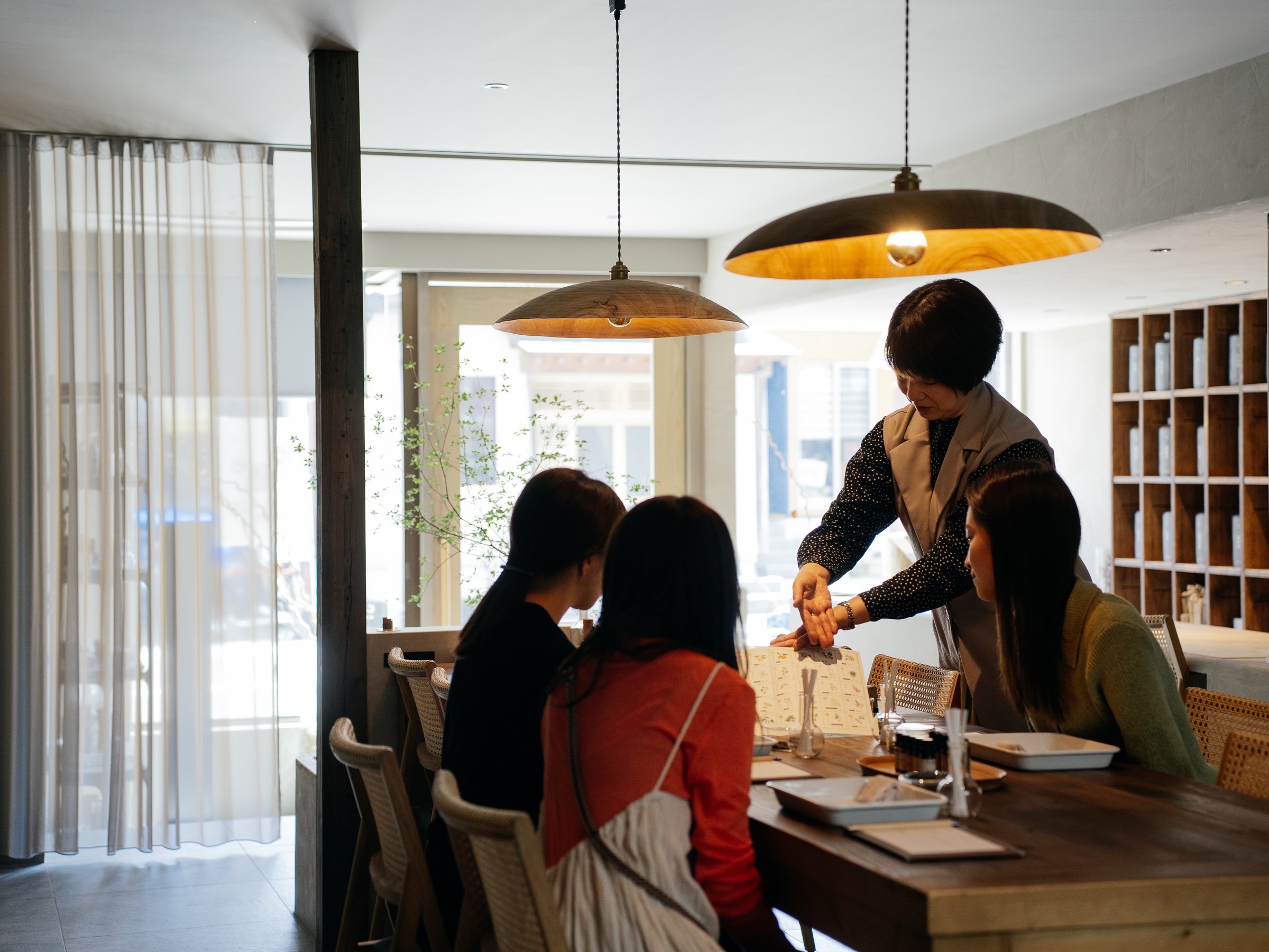 ̎voAɁg̃uhh[NVbvŁAEɈ̃A}̌B