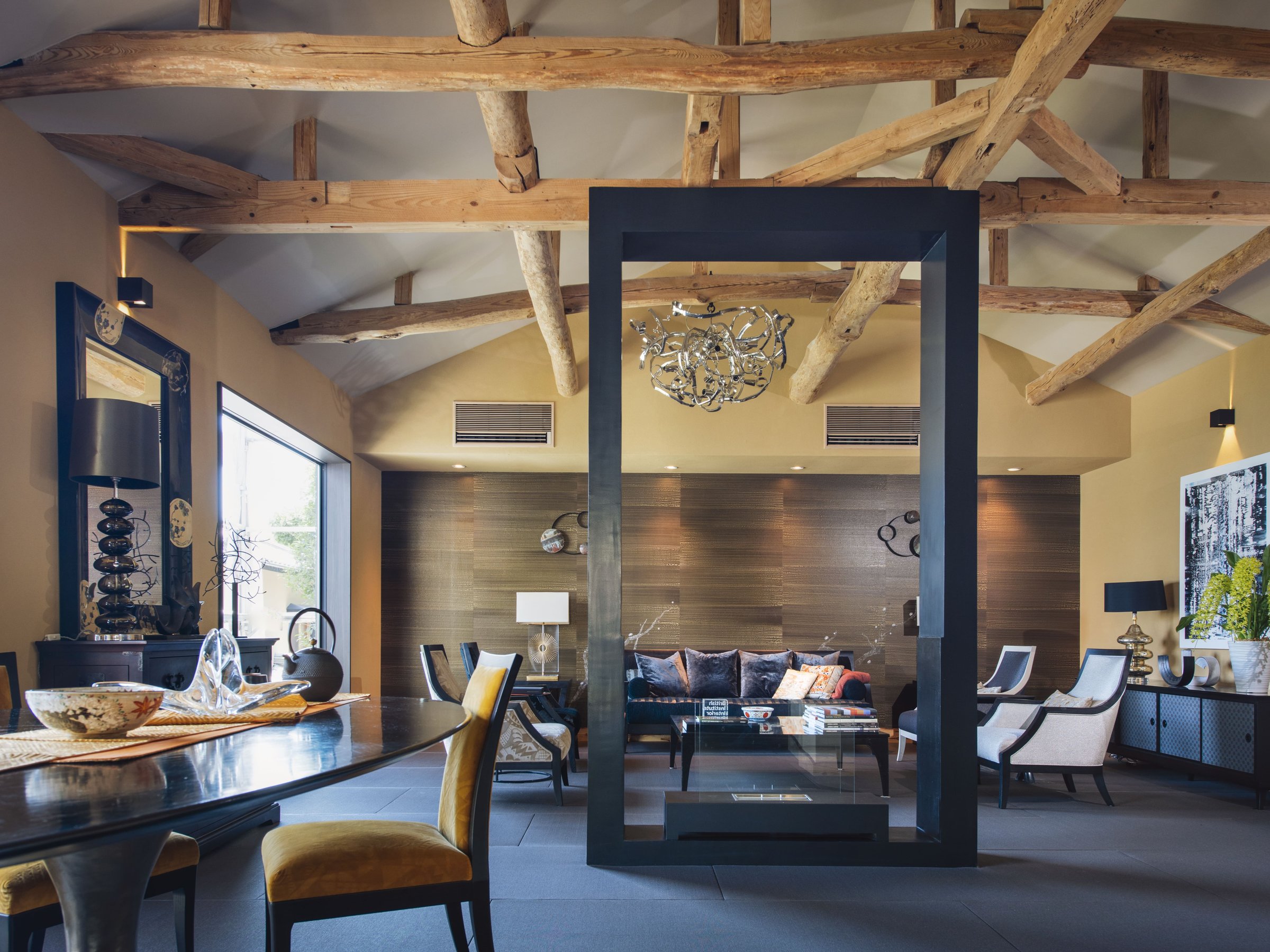 ���r���O�_�C�j���O