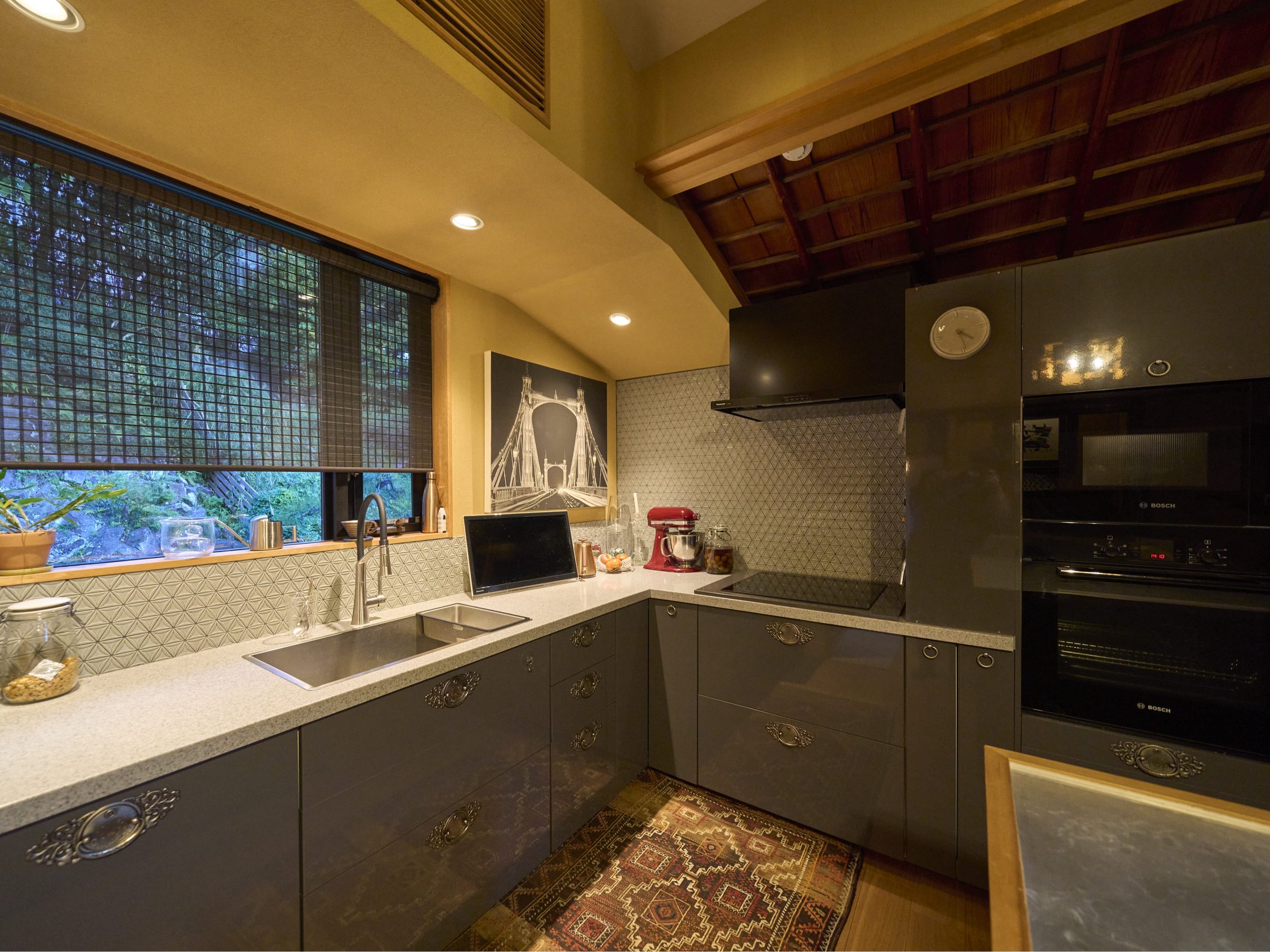 ���C���L�b�`��