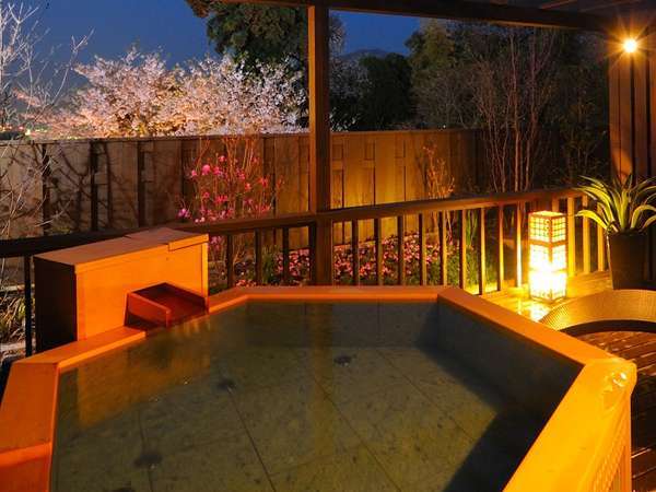 outdoor bath TUKIGOMORI