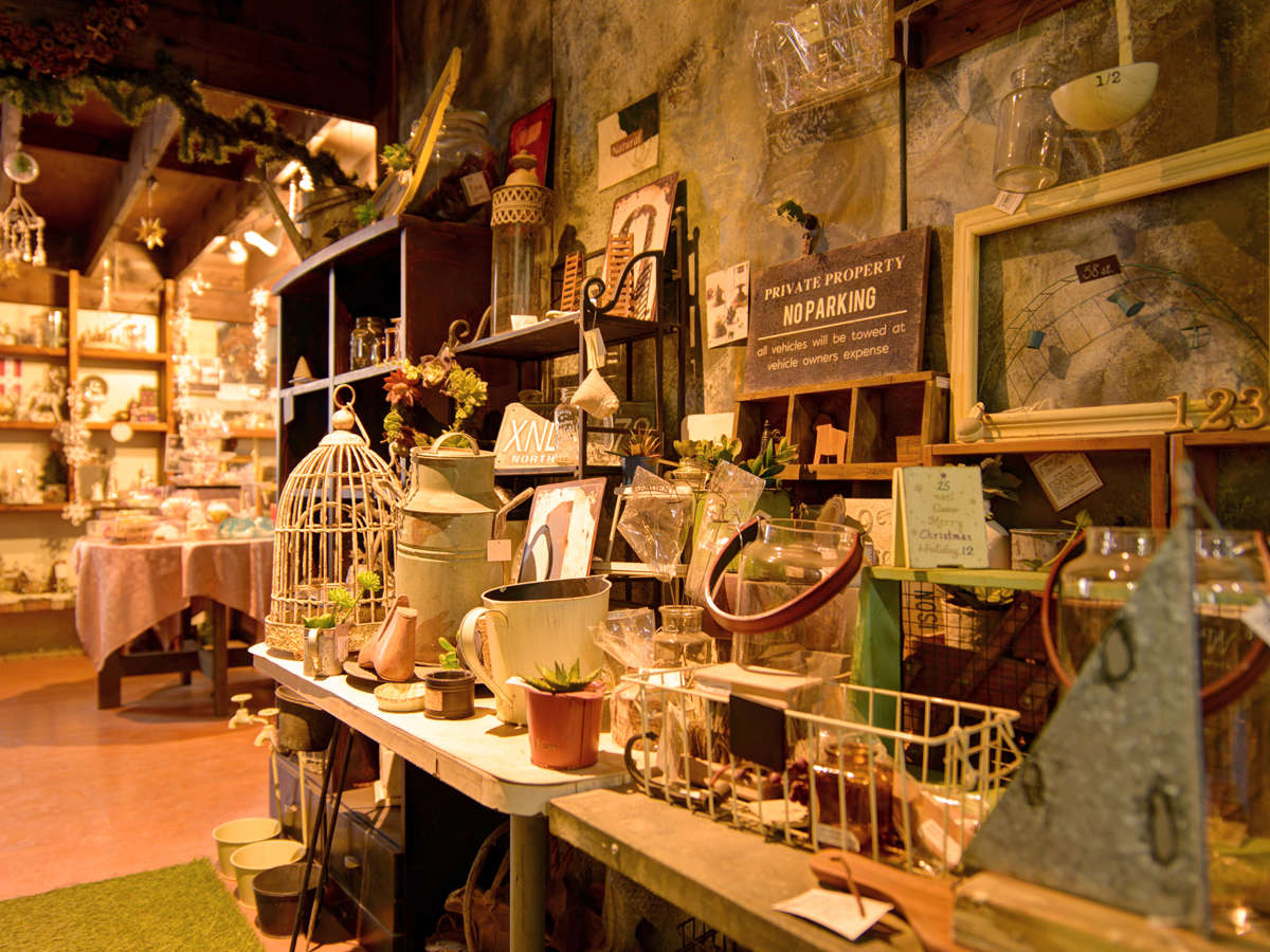 *ysanta-zakka market@VeryMerryzZ^[nEX̎G݃VbvłB