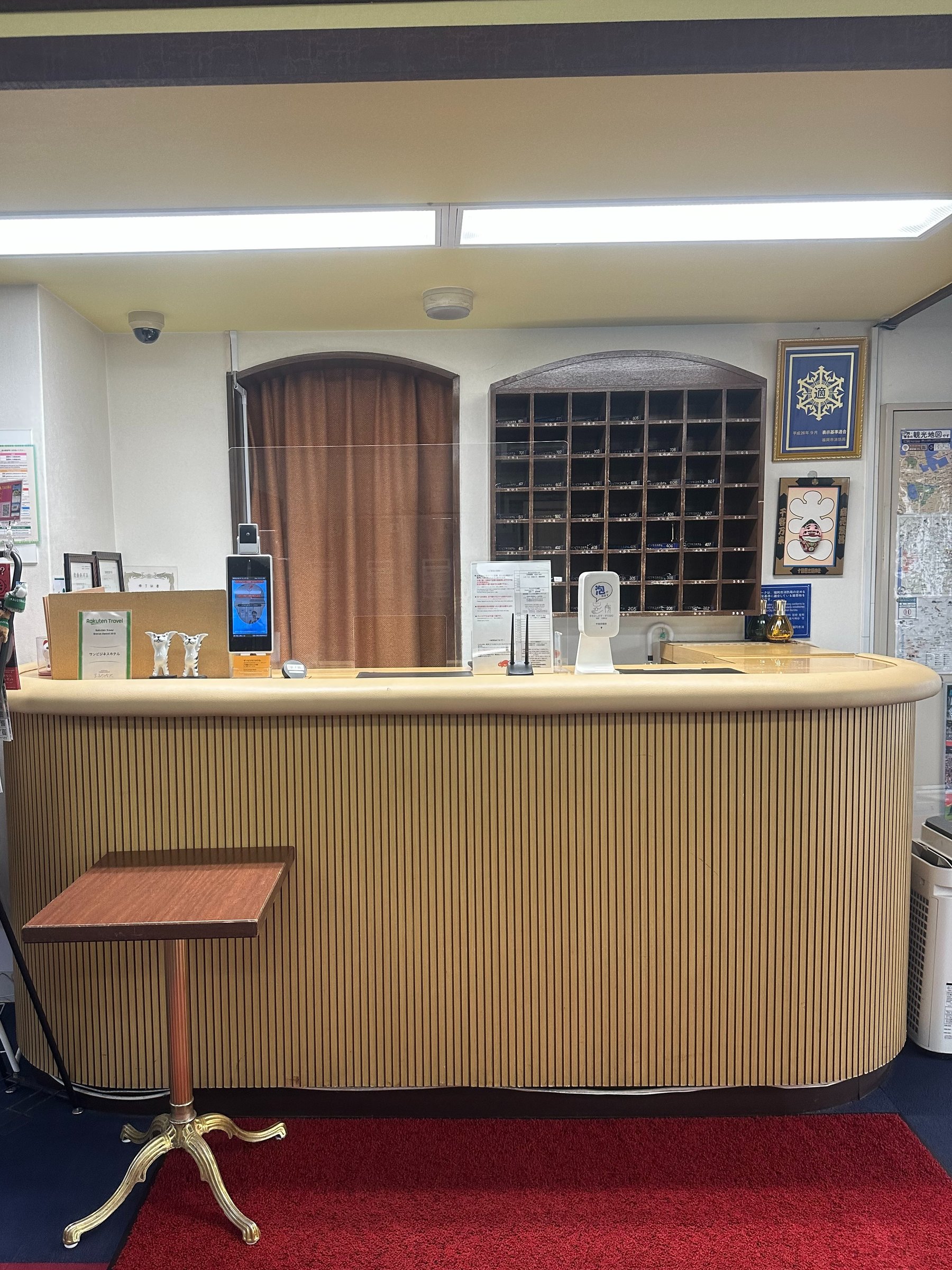 ���a�����؂Ɏg���Ă����A���e�B�[�N�ȃt�����g�ƃL�[�{�b�N�X�B�����������͋C�����y���݂��������B