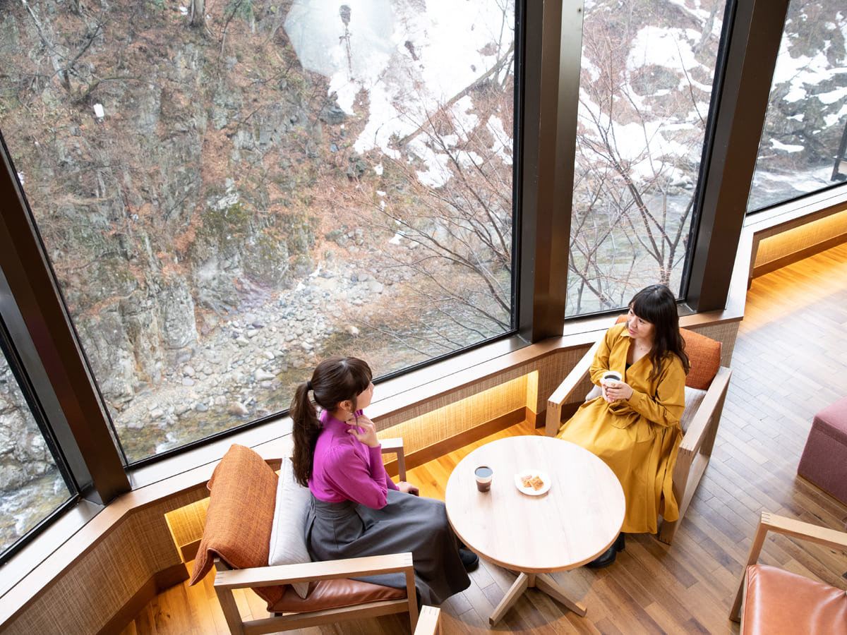 k𒭂߂ȂR[q[^C􂱂уEW