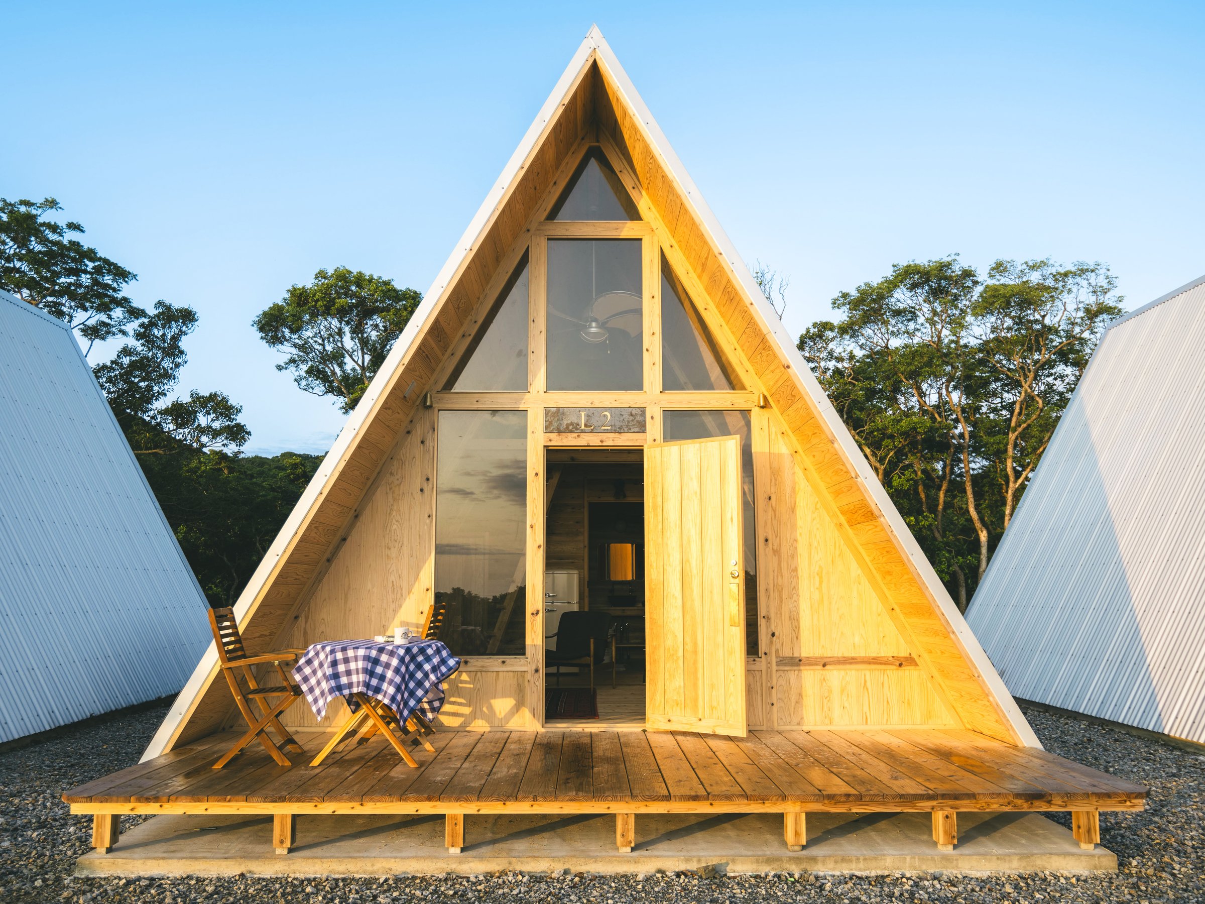 LODGE