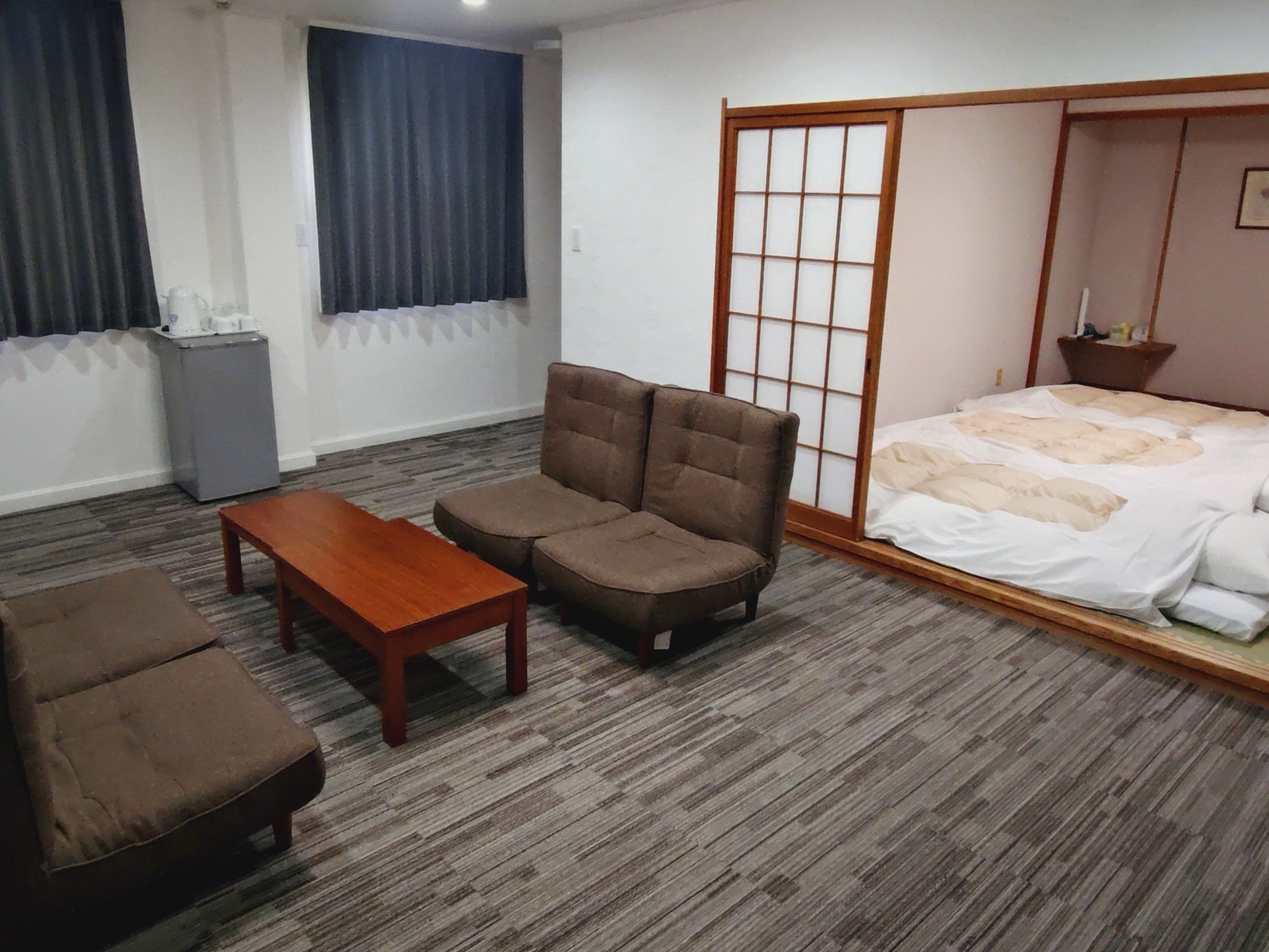 �t�@�~���[���[��