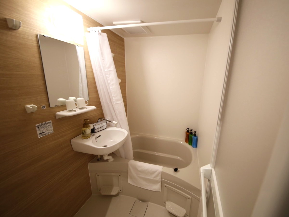 �y�c�C���z�o�X���[���ƃg�C�������ꂼ��Ɨ���������ɂȂ��Ă���܂��B