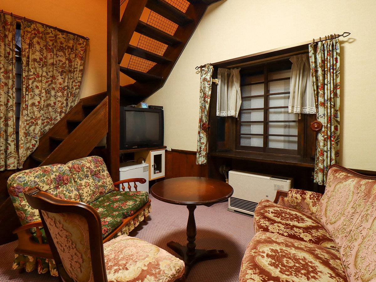 #���t�g�t���g���v���@�A���e�B�[�N�ȃf�U�C���ɕ�܂ꂽ���t�g�t���̂����� 