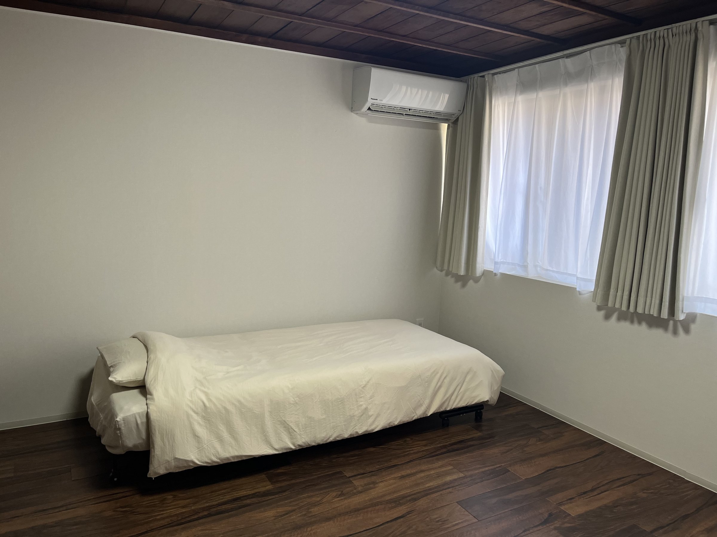 QKamFRBPp̍ۂ̓xbhBQARp̍ۂ͕zcǉB̊O͒B