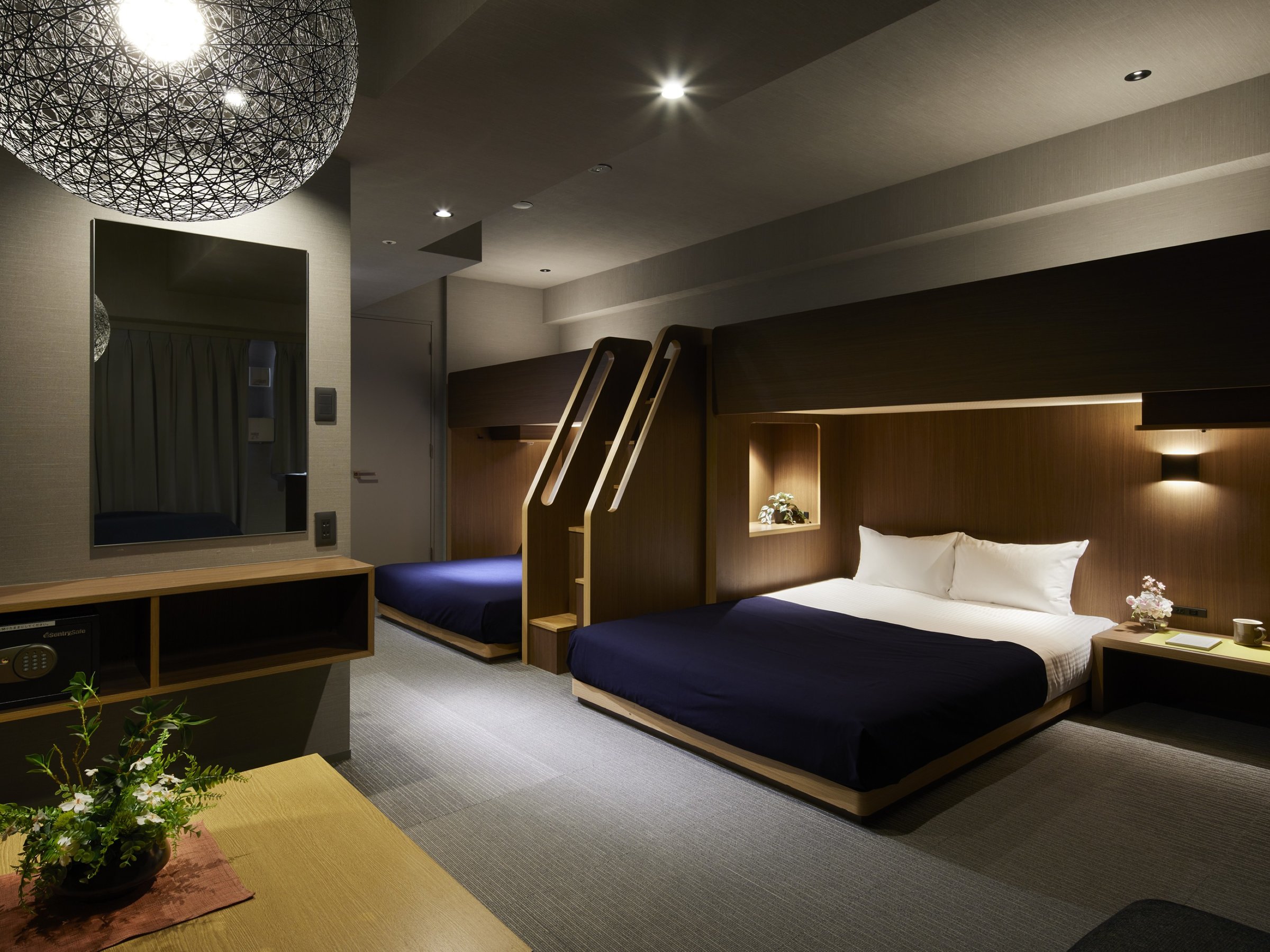 Superior Family Loft Bedroom �X�[�y���A�t�@�~���[���t�g�x�b�h���[��