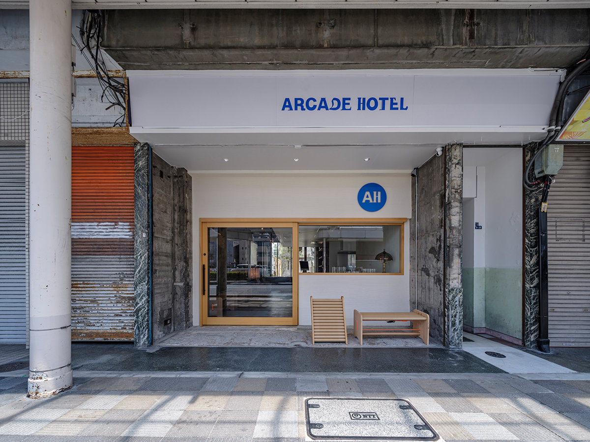 EyOρzA[P[hXɂƘȂARCADE@HOTEL