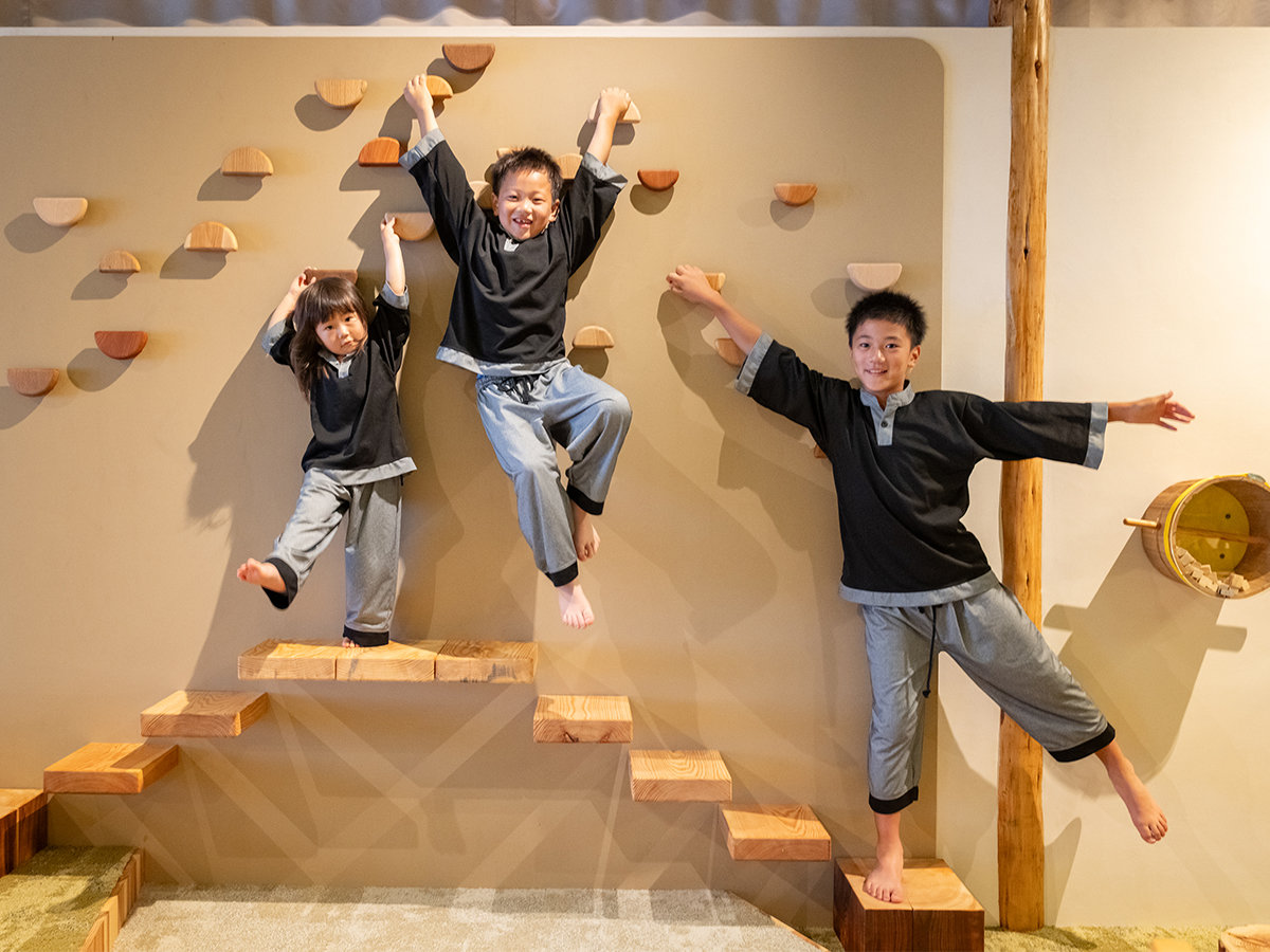 y2025N9j[A^LbYXy[Xz̖؂gph{ݍőK͂̃LbYXy[X