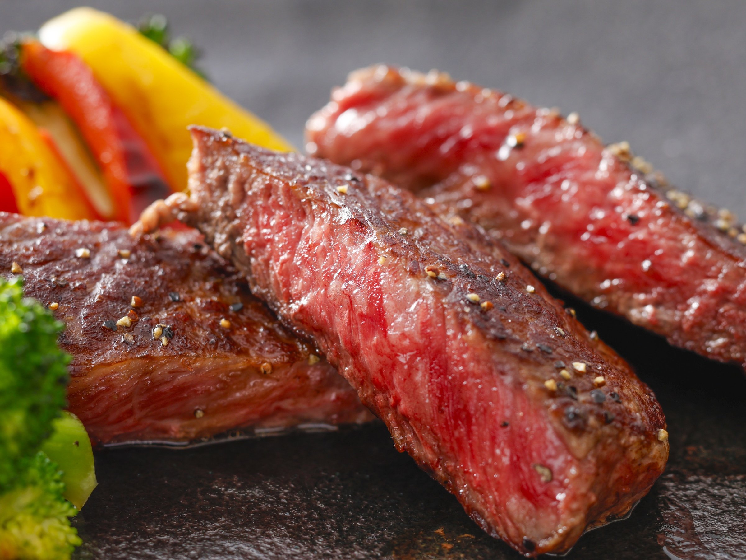 �y�f�B�i�[�z�r���b�t�F�i���j