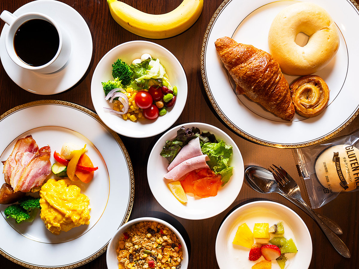 �y���H�r���b�t�F�z�Ă����ăp����`���̃z�e���J���[�A���Ɛ����؊��A����؂܂őg�ݍ��킹�͎��R���݁B