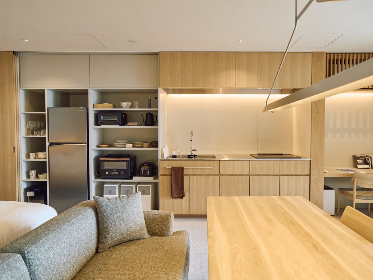 ���r���O