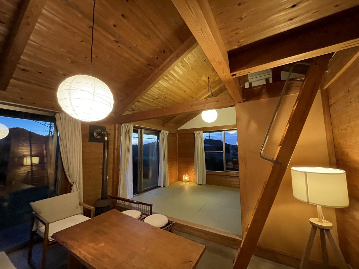 JIN���̃��r���O�X�y�[�X����Q���i�a���j��