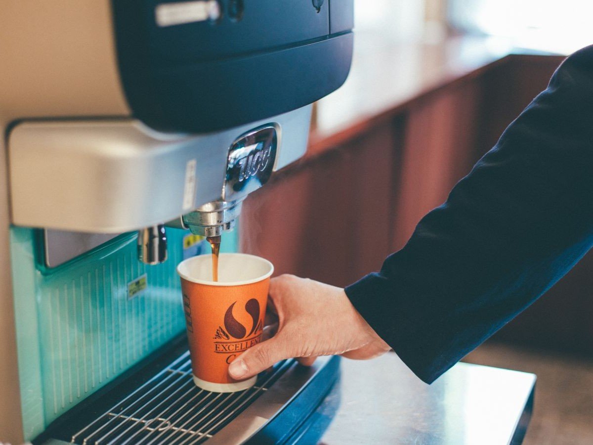 �����̃R�[�q�[�}�V��[1F���r�[]