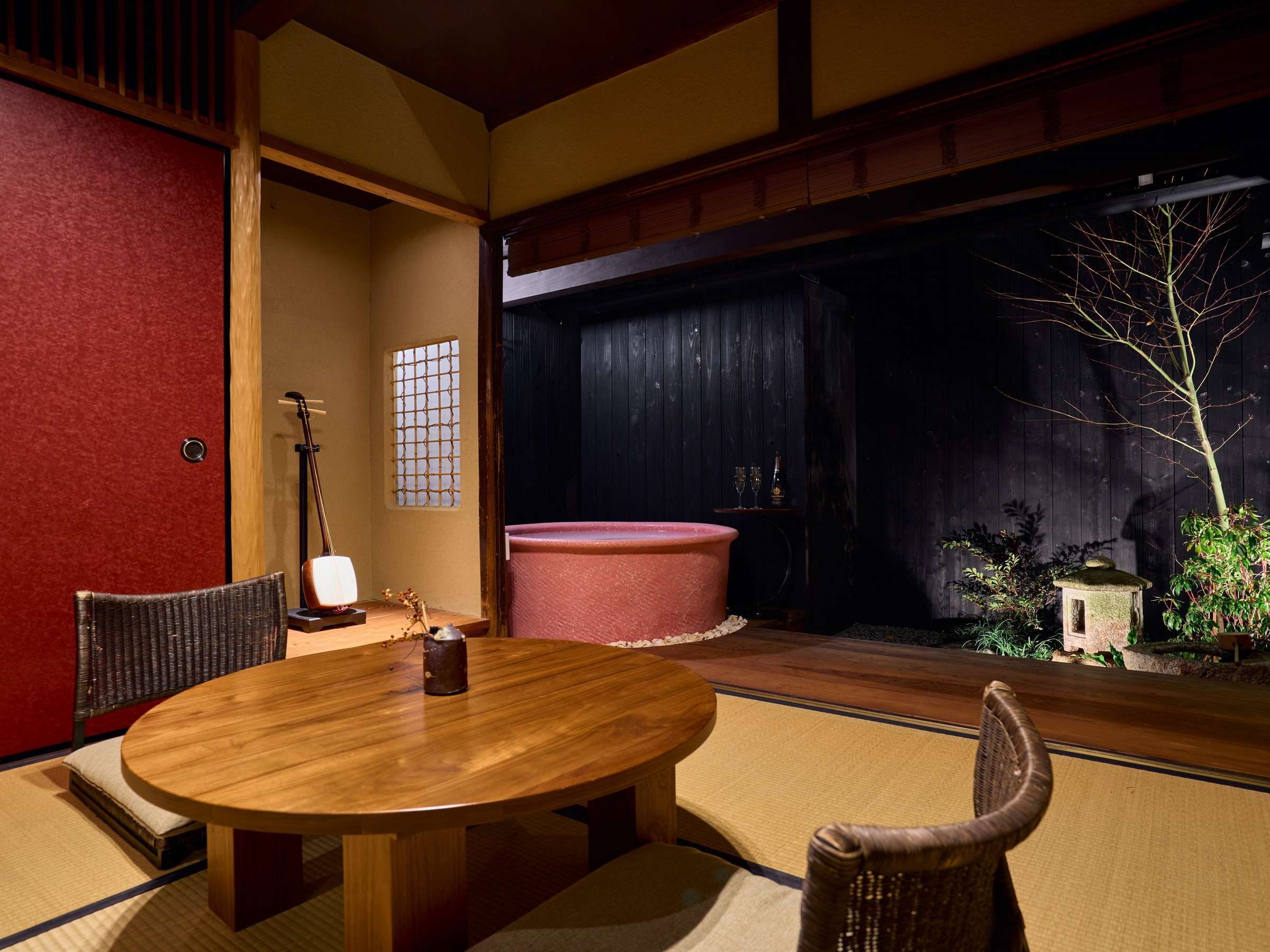 �O���@�����ƘI�V���C